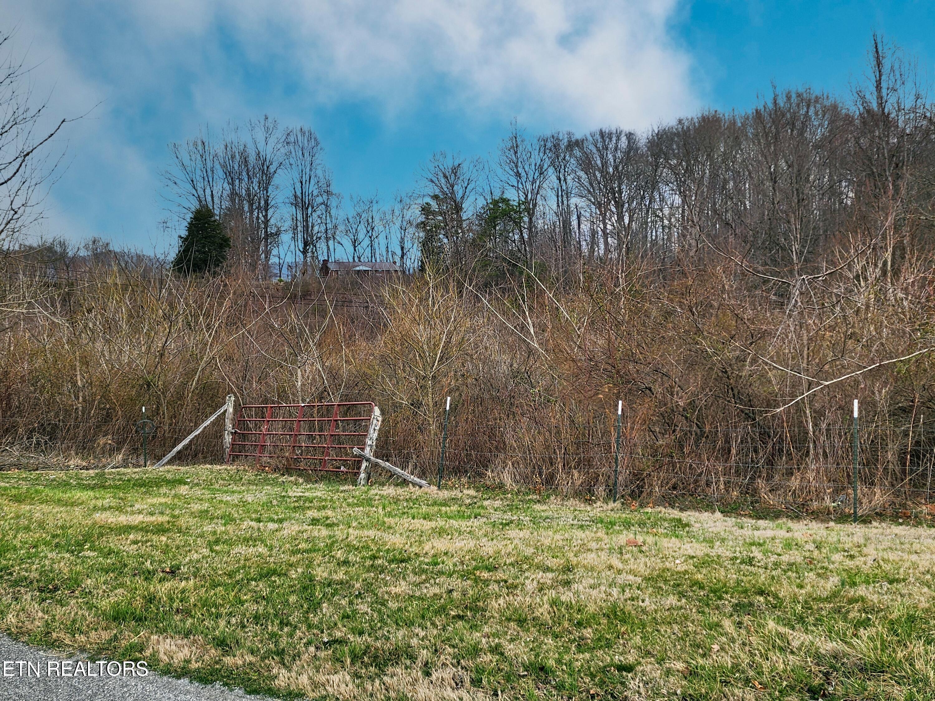 W High Knob Road Lafollette TN 37766