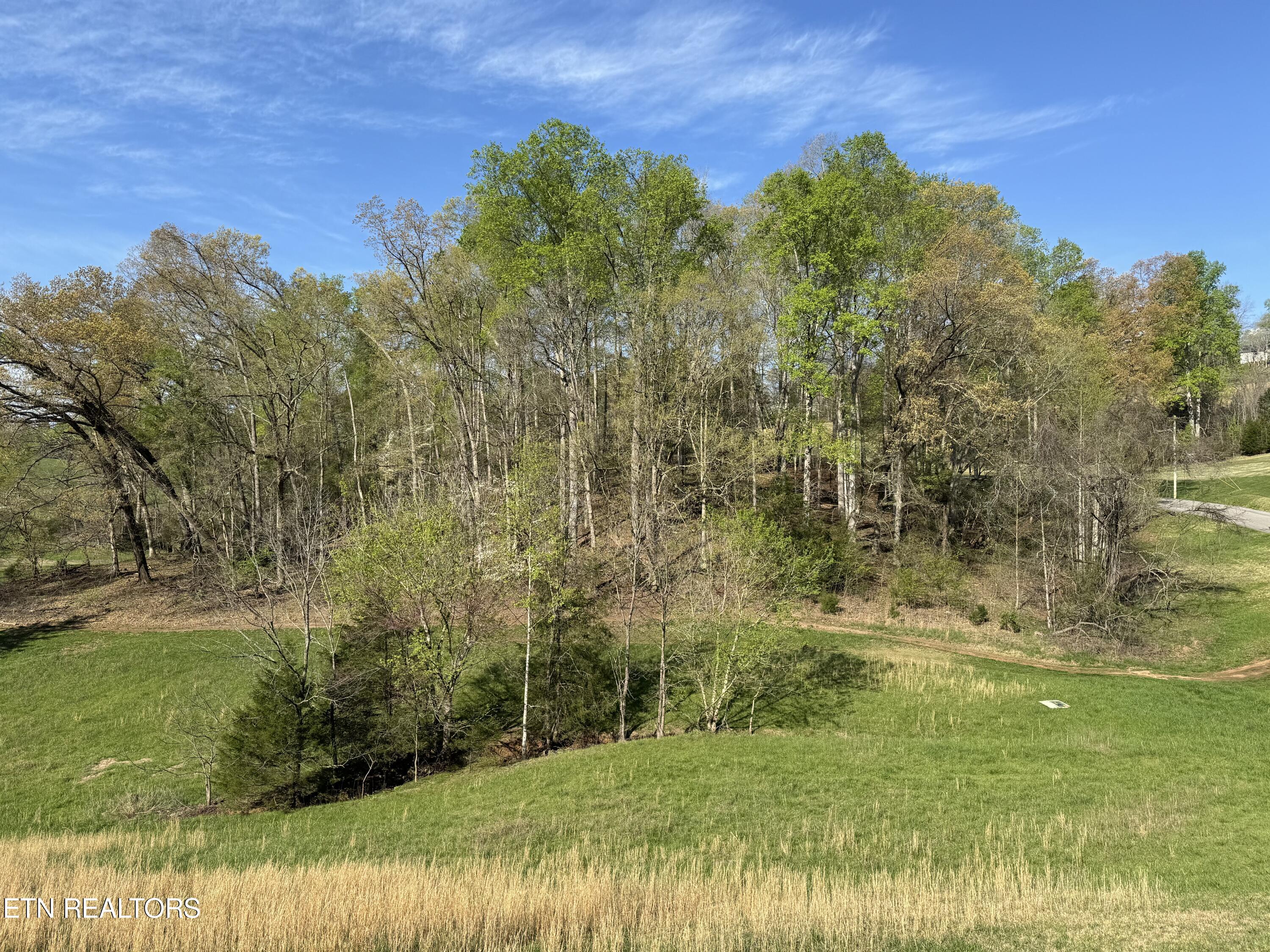 Deerfield Way Lafollette TN 37766