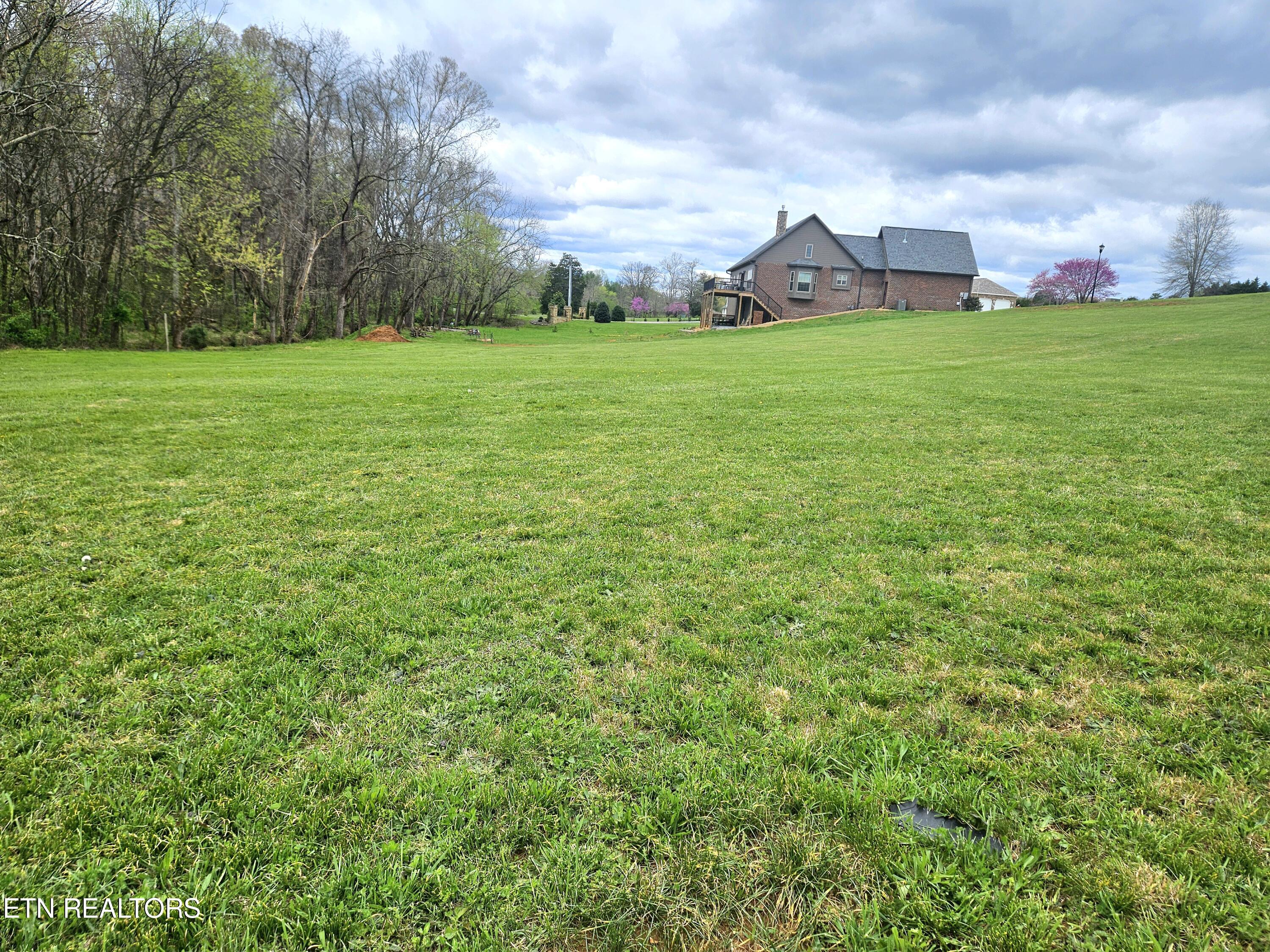 614 Winding Creek Way Walland TN 37886