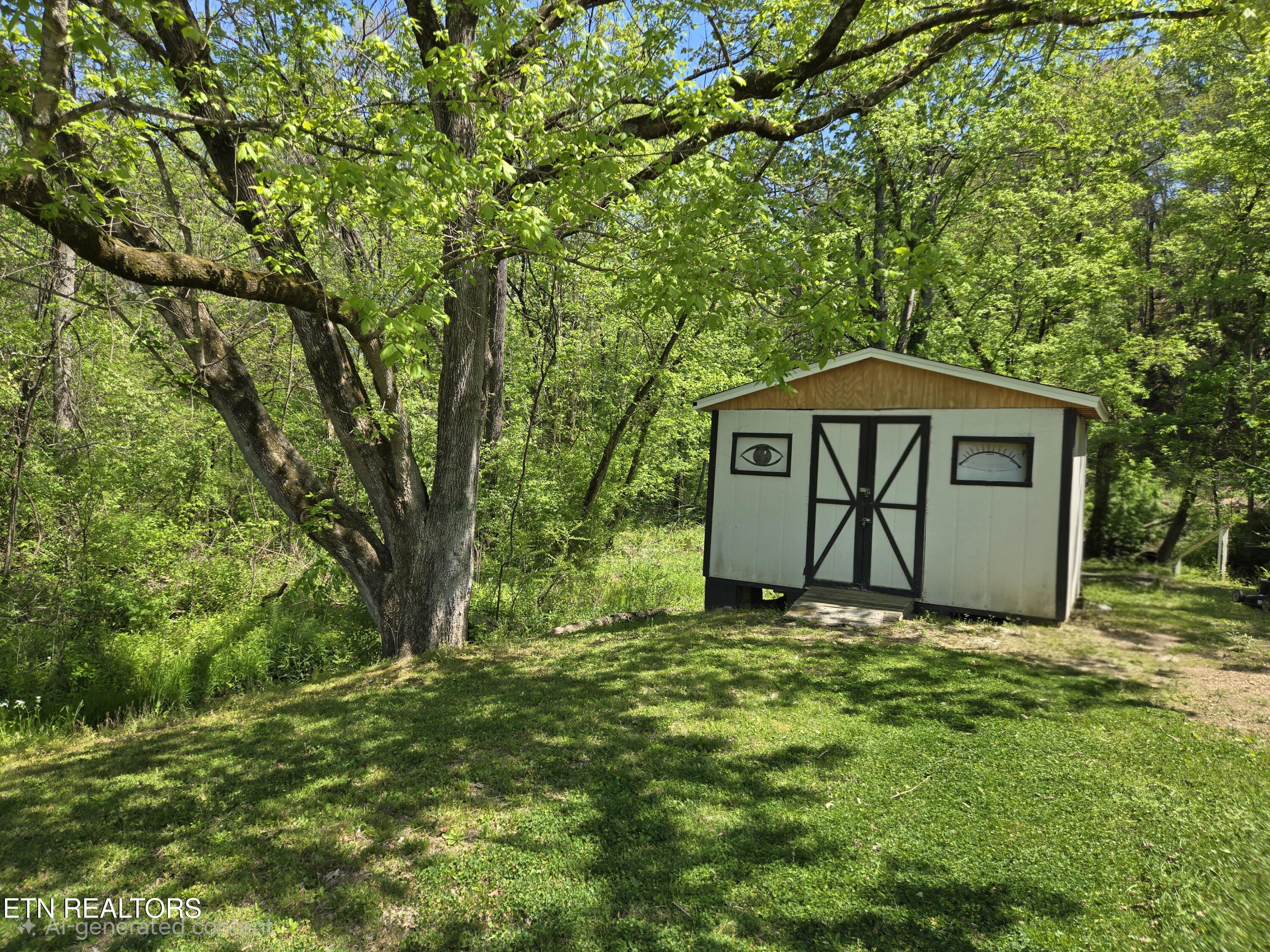 564 Keylon Drive Harriman TN 37748