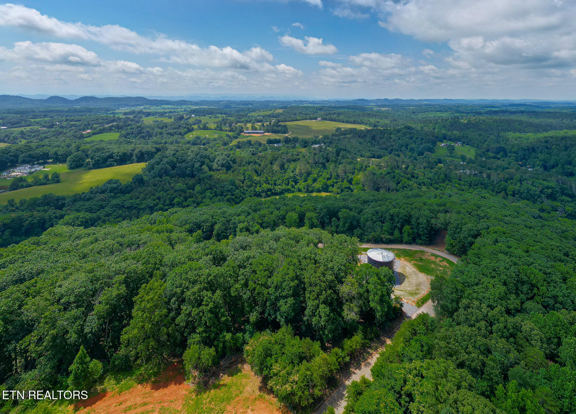 Poplar Drive Sweetwater TN 37874