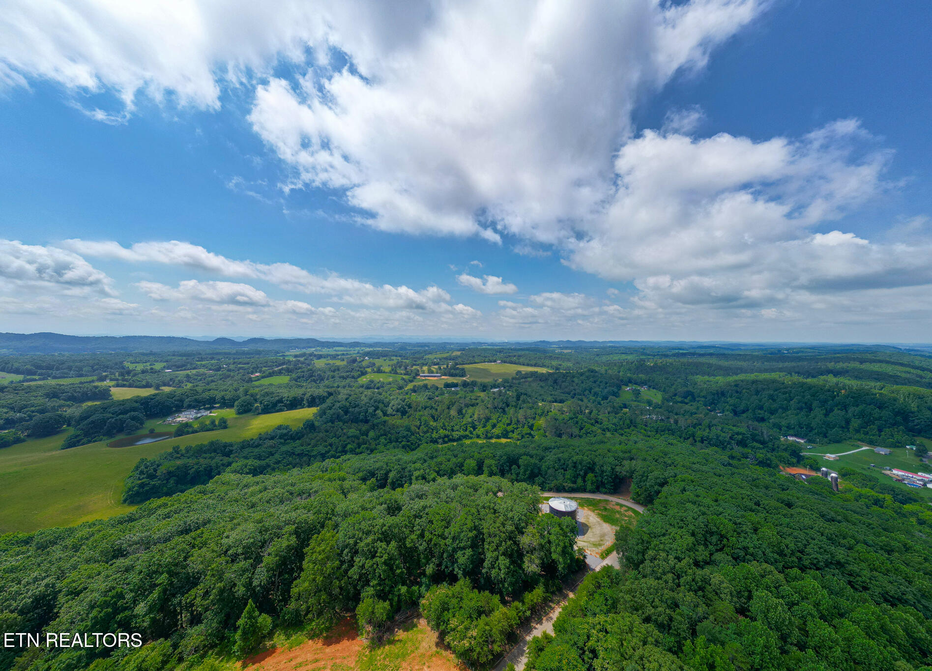 Poplar Drive Sweetwater TN 37874