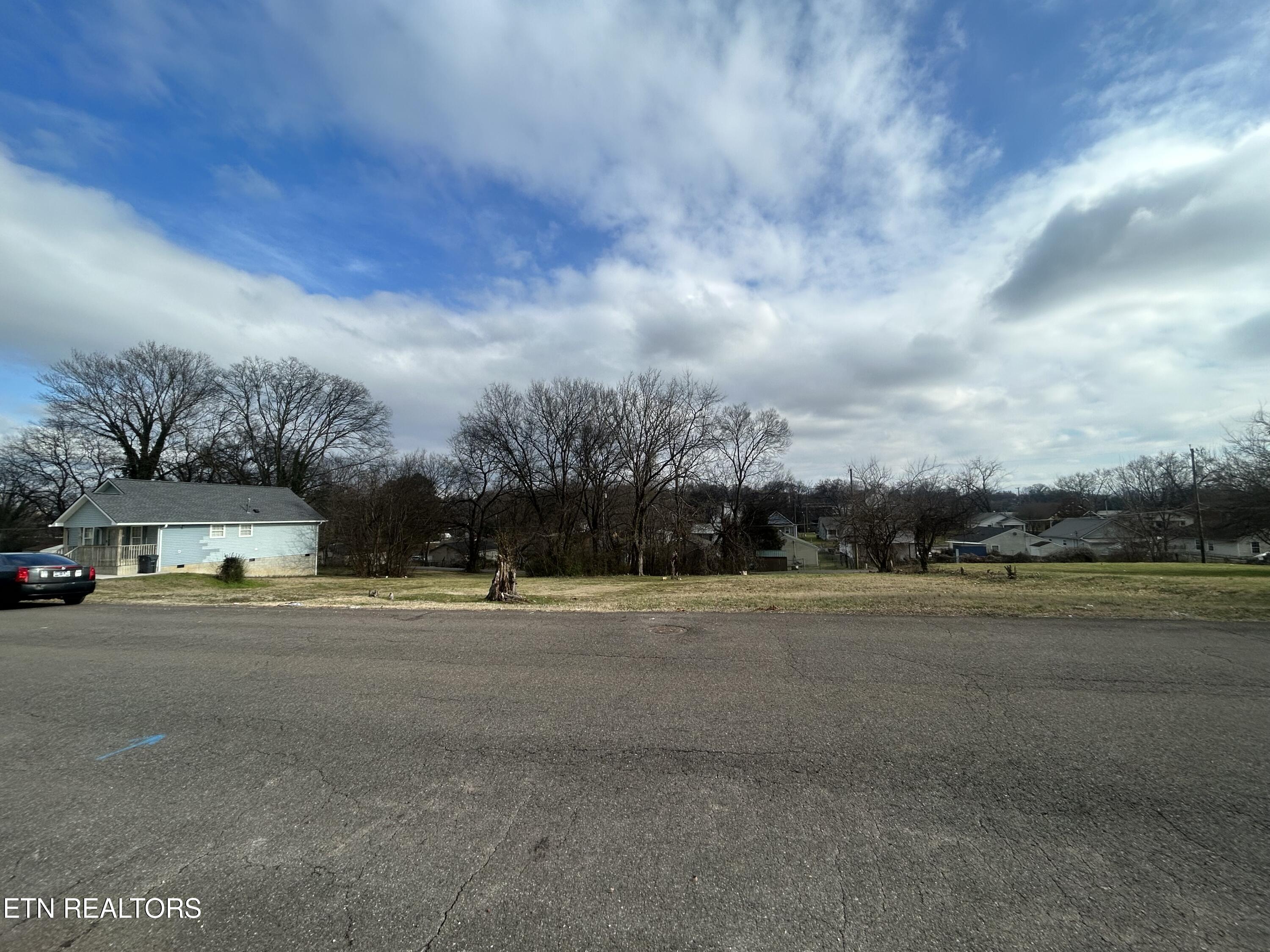 1722 Delaware Avenue Knoxville TN 37921