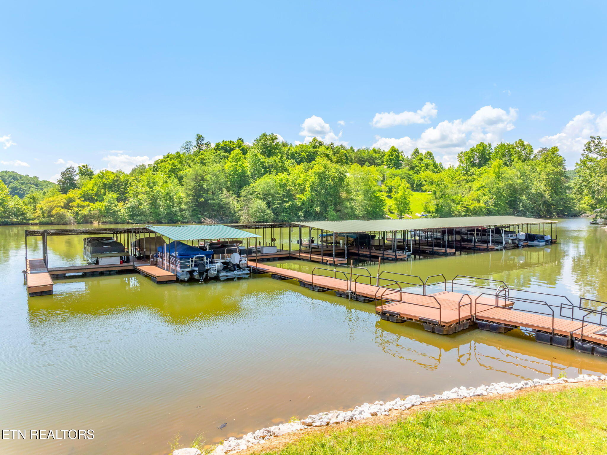 129 Docks Of The Bay Drive Harriman TN 37748