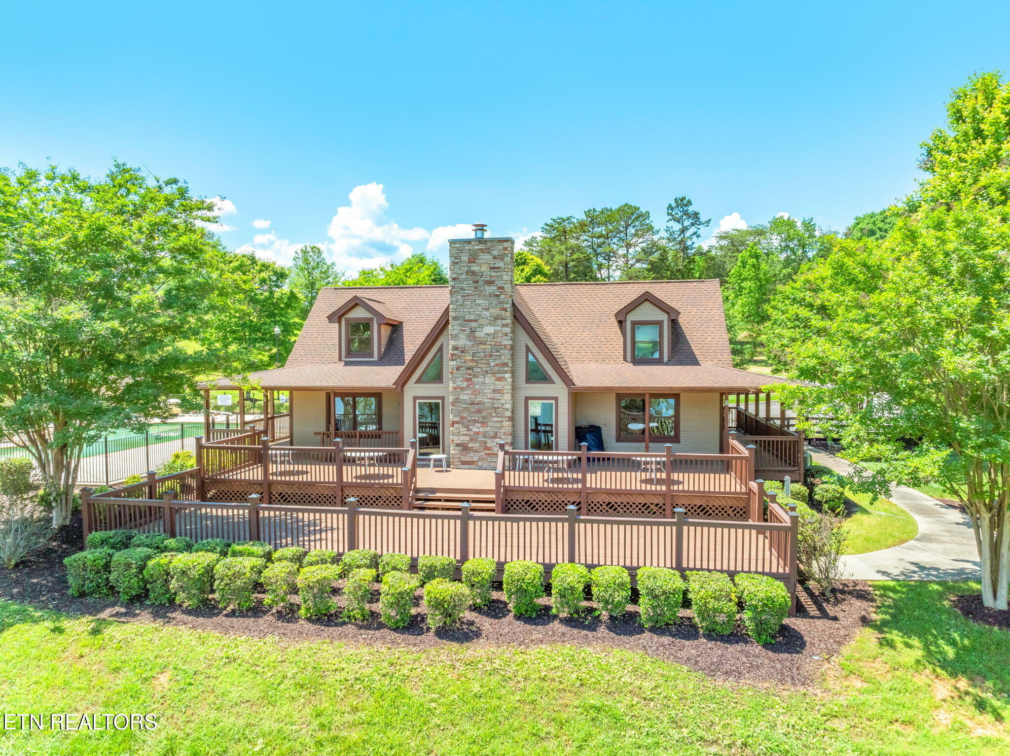 129 Docks Of The Bay Drive Harriman TN 37748