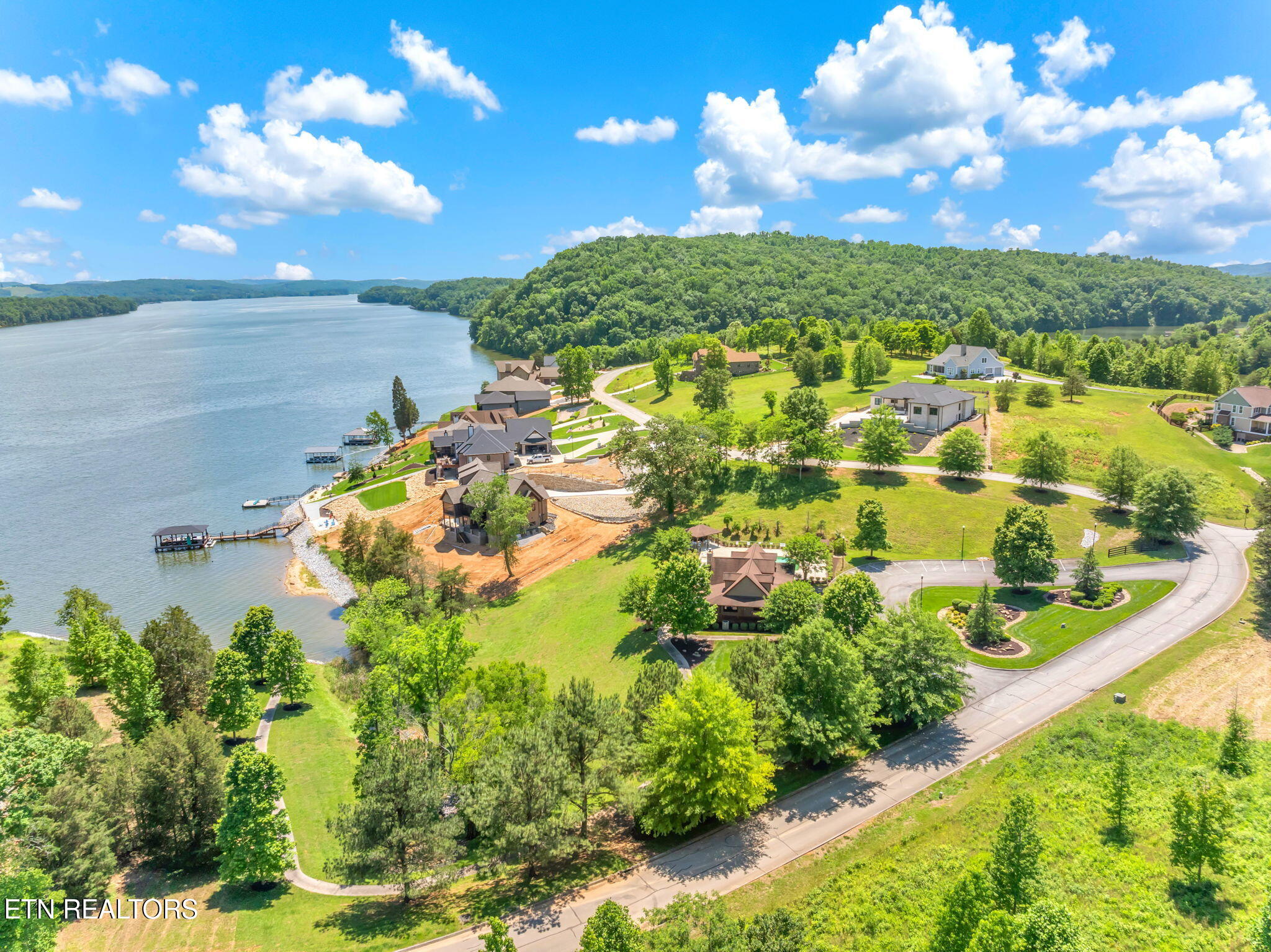 129 Docks Of The Bay Drive Harriman TN 37748