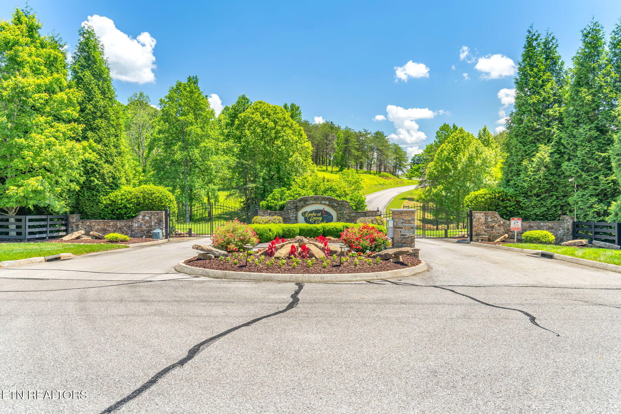 129 Docks Of The Bay Drive Harriman TN 37748