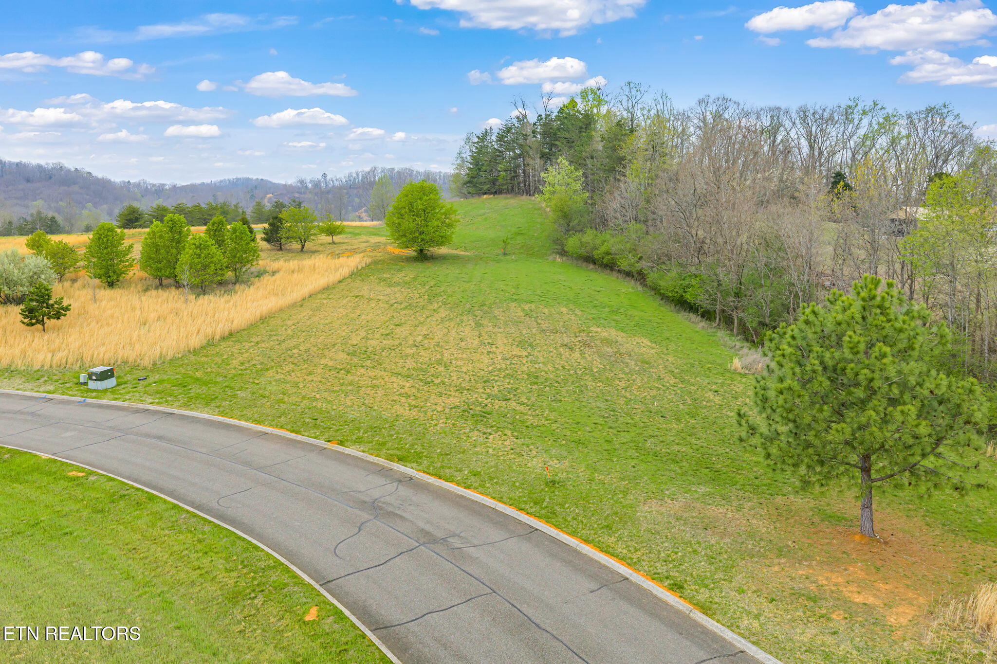129 Docks Of The Bay Drive Harriman TN 37748