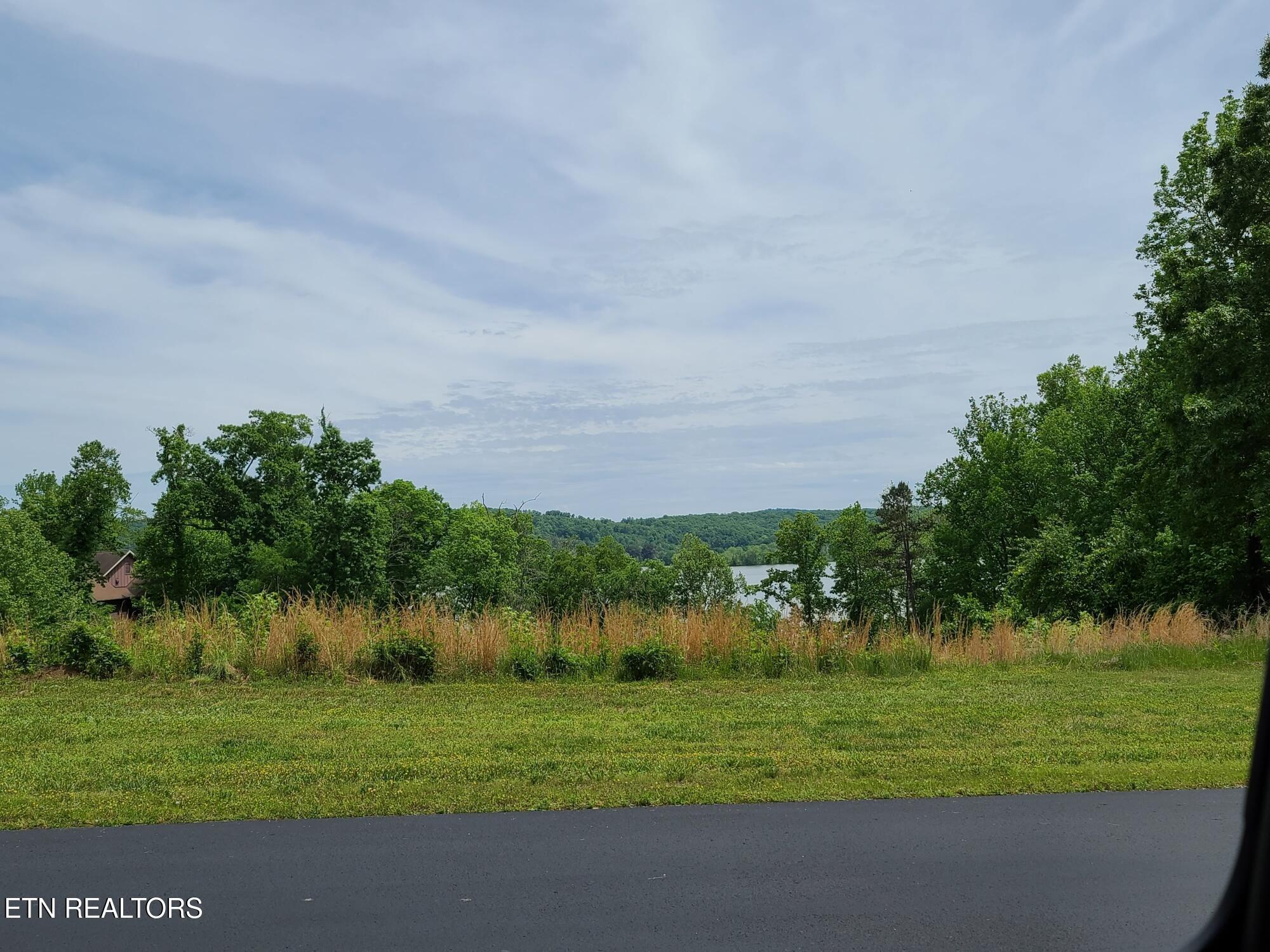 600 Lake Ridge Drive Rockwood TN 37854