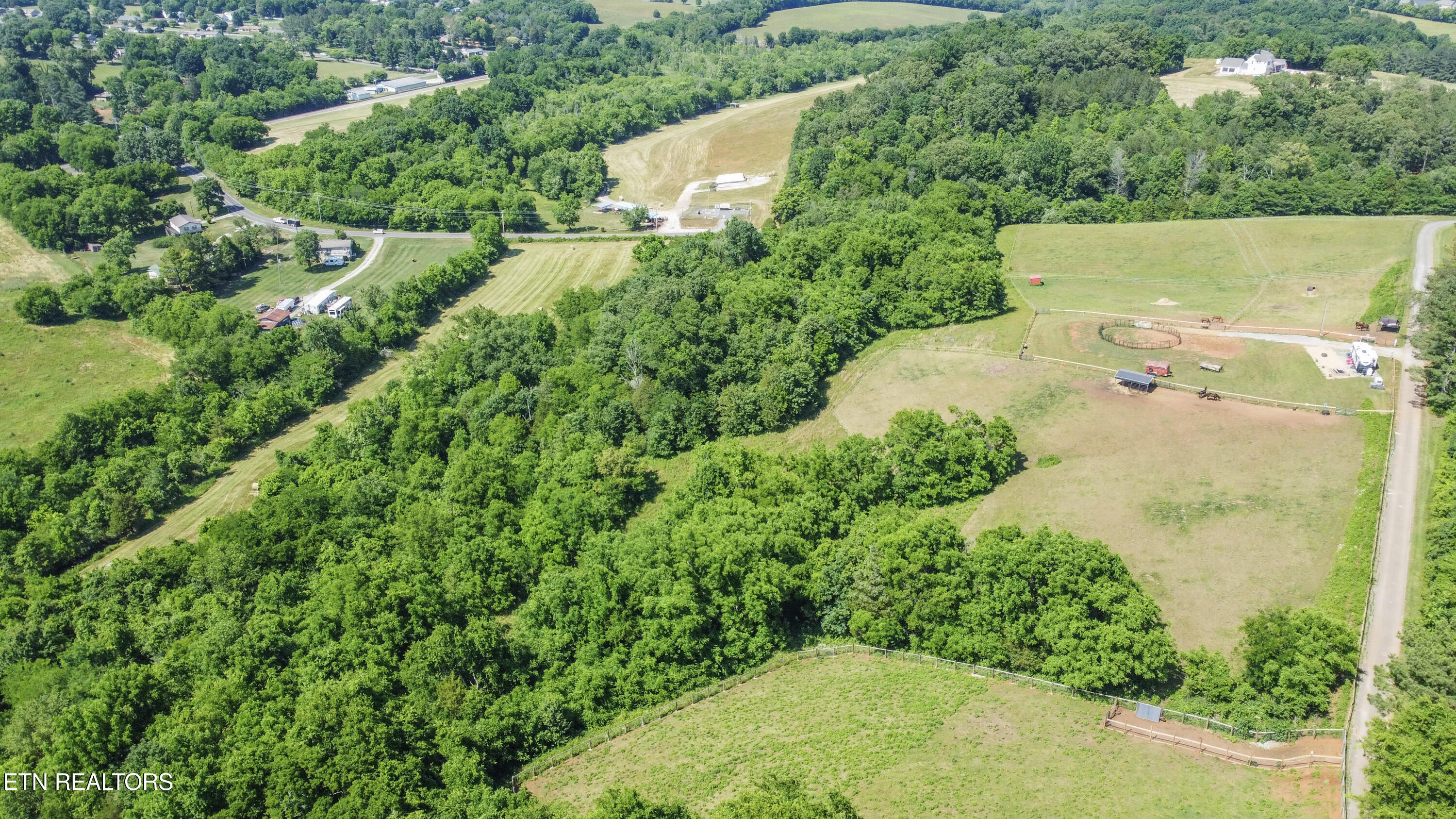 2050 Easter Ridge Road Lenoir City TN 37772