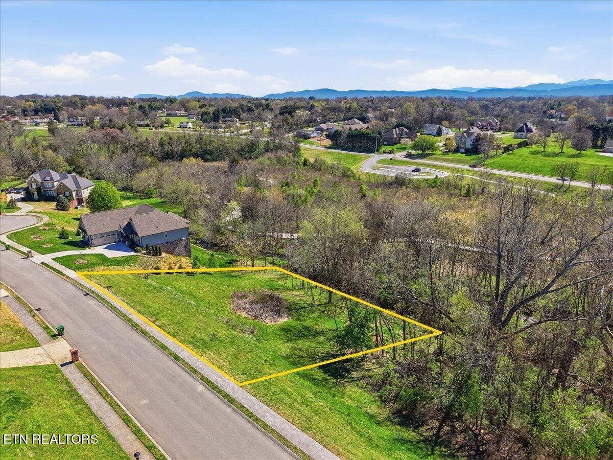 828 Brookshire Boulevard Maryville TN 37803