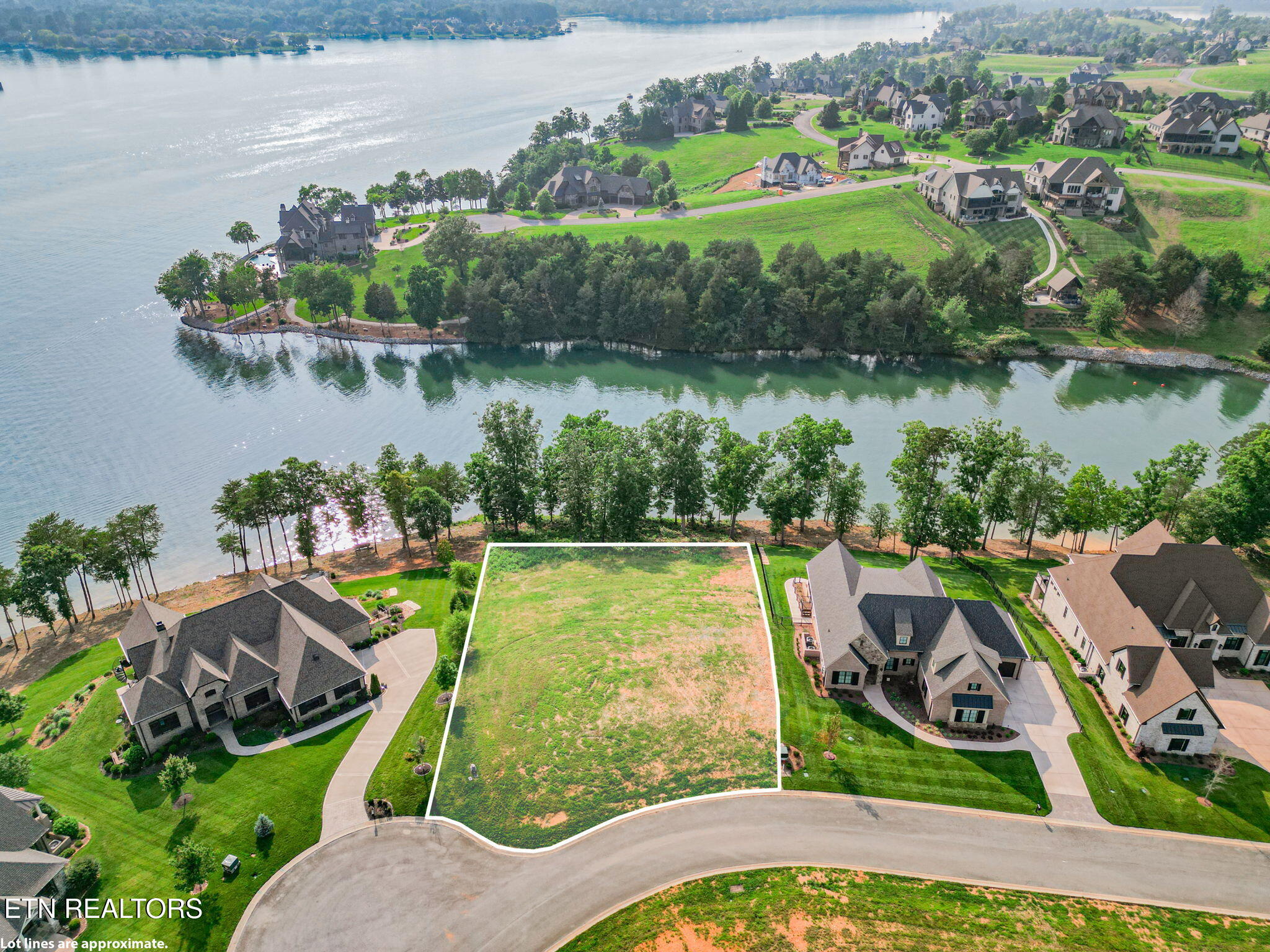 1556 Bower Court Lenoir City TN 37772