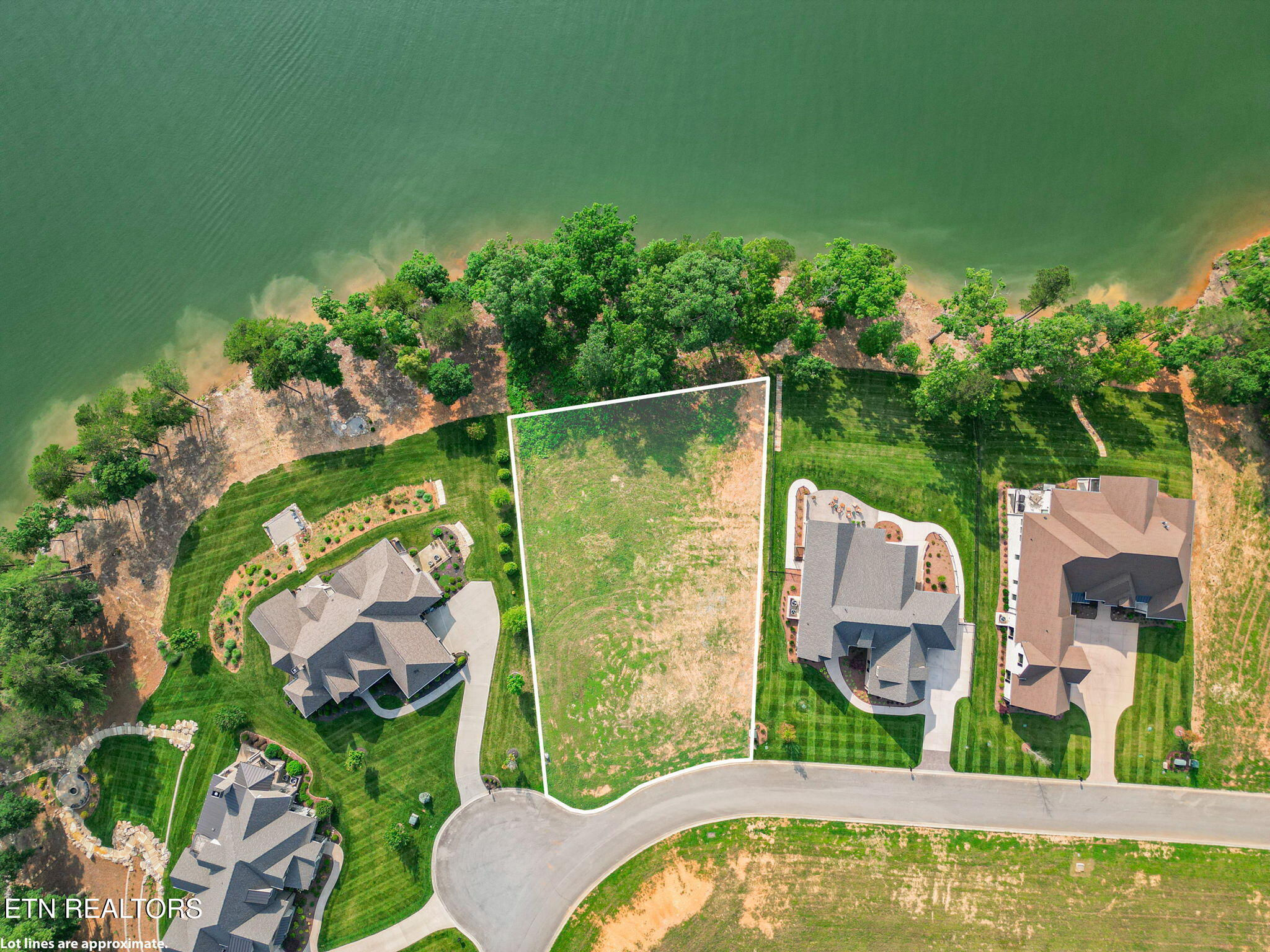 1556 Bower Court Lenoir City TN 37772