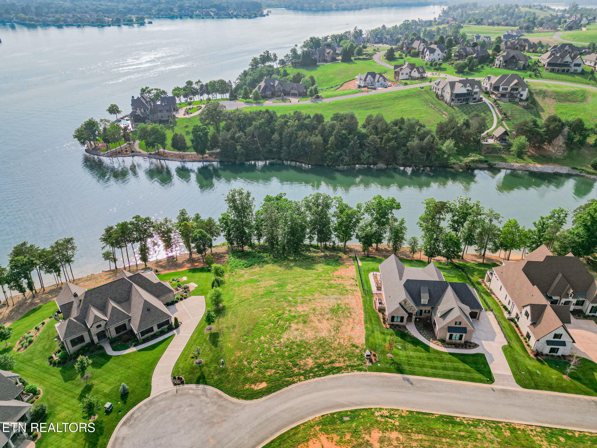 1556 Bower Court Lenoir City TN 37772