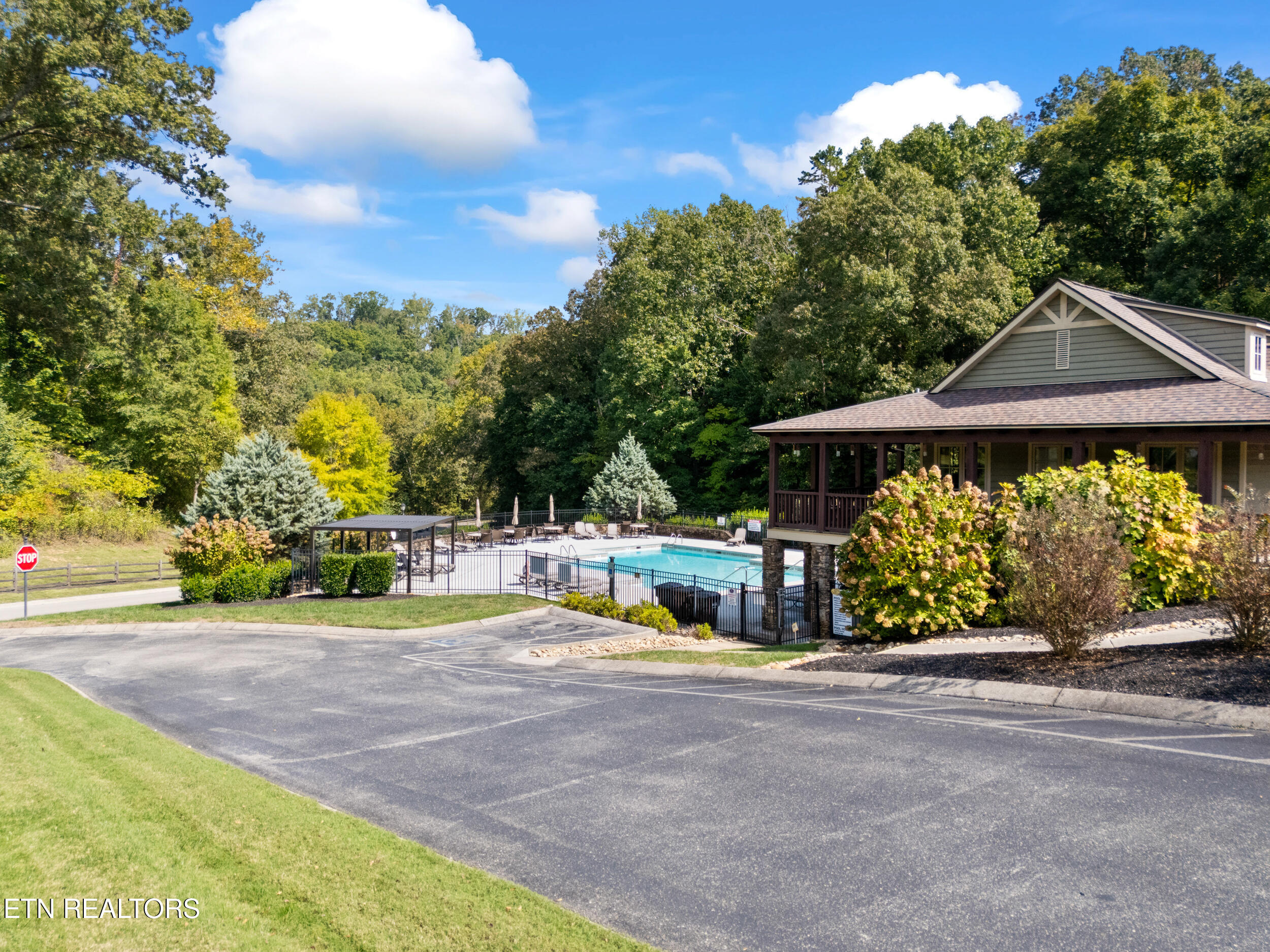 2215 Viewcrest Lane Knoxville TN 37932