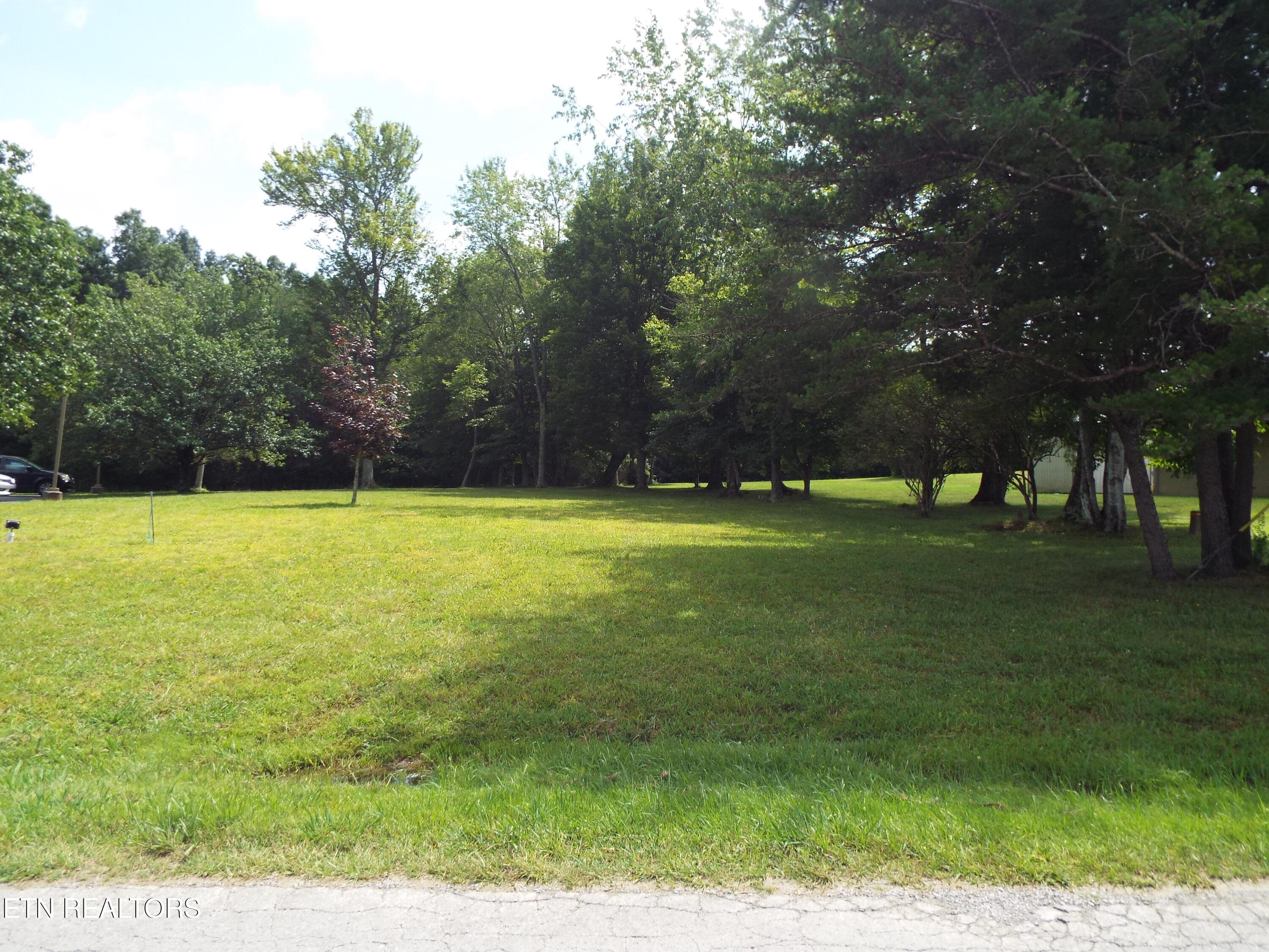 Bob Tollett Loop Crossville TN 38555