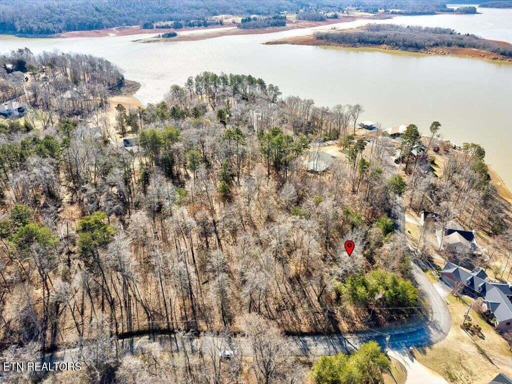 1609 Sequoyah Drive Mooresburg TN 37811