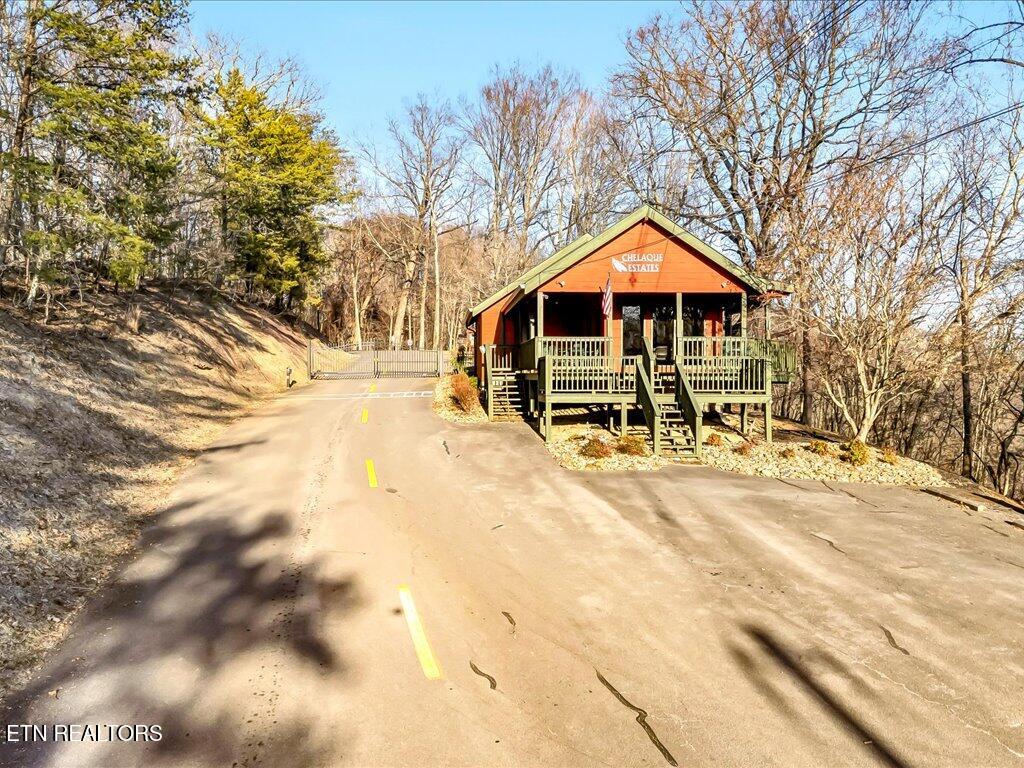 1609 Sequoyah Drive Mooresburg TN 37811