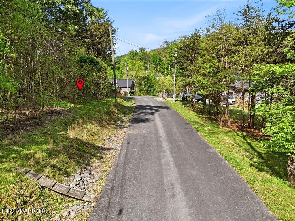 1609 Sequoyah Drive Mooresburg TN 37811