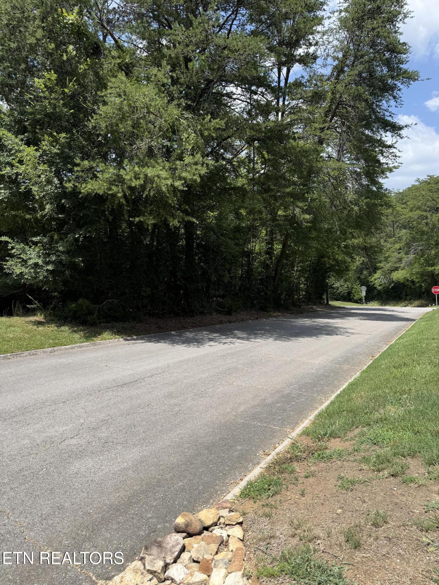 Point Harbour Drive Lenoir City TN 37772