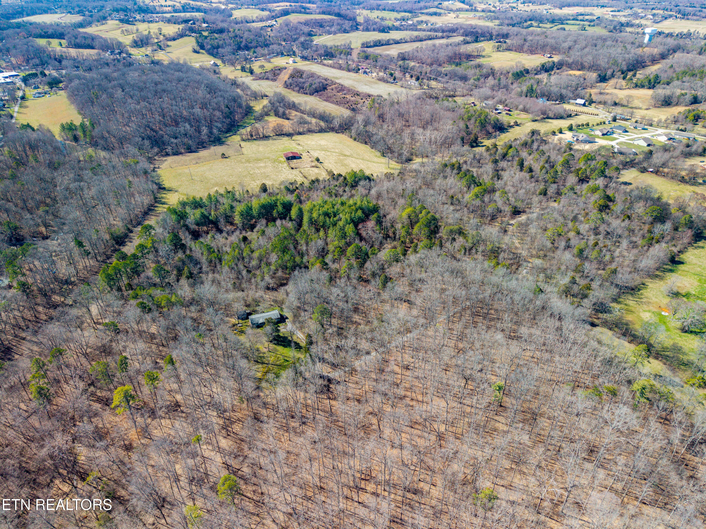 4672 N Wildwood Road Maryville TN 37804