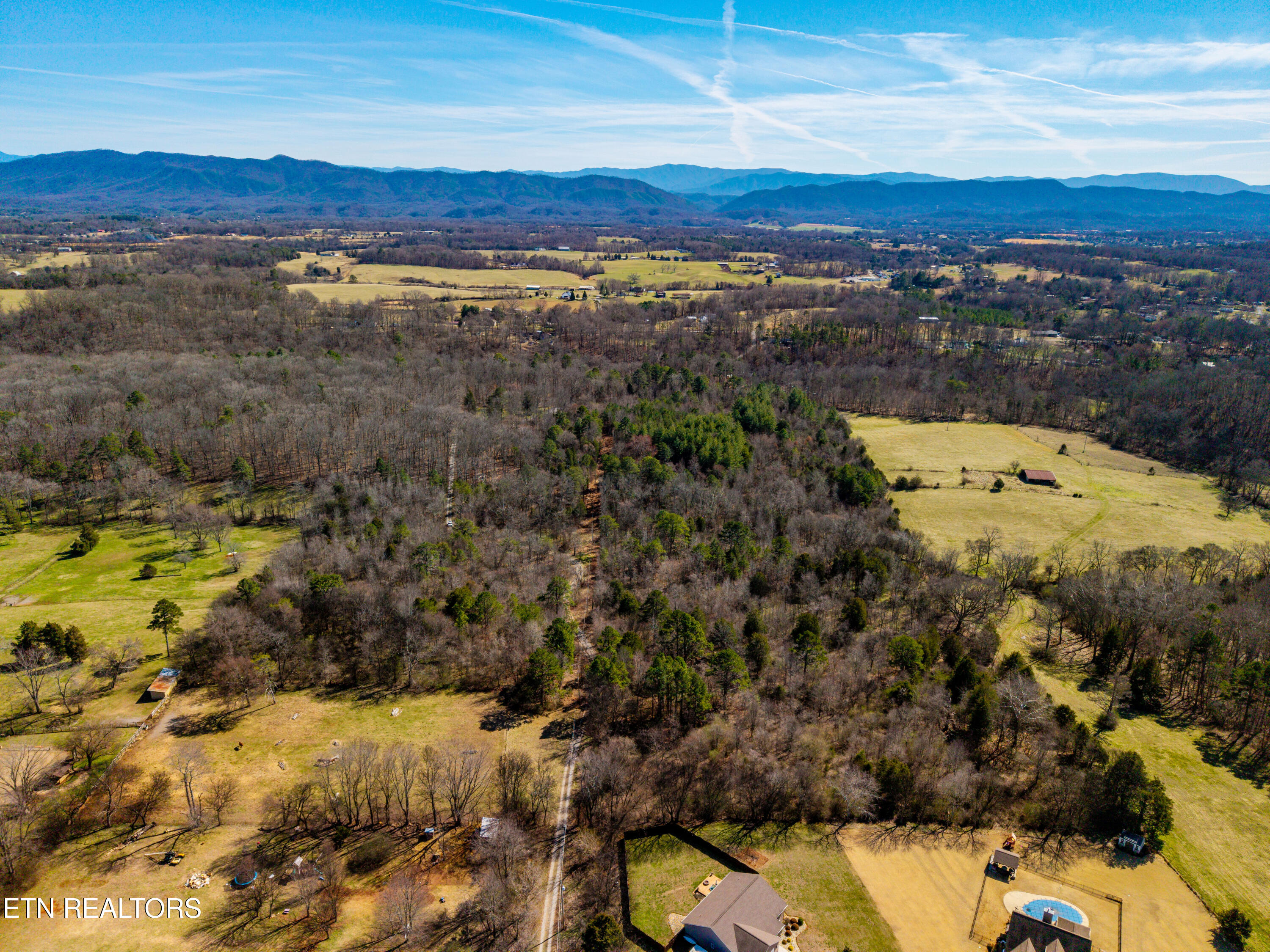 4672 N Wildwood Road Maryville TN 37804