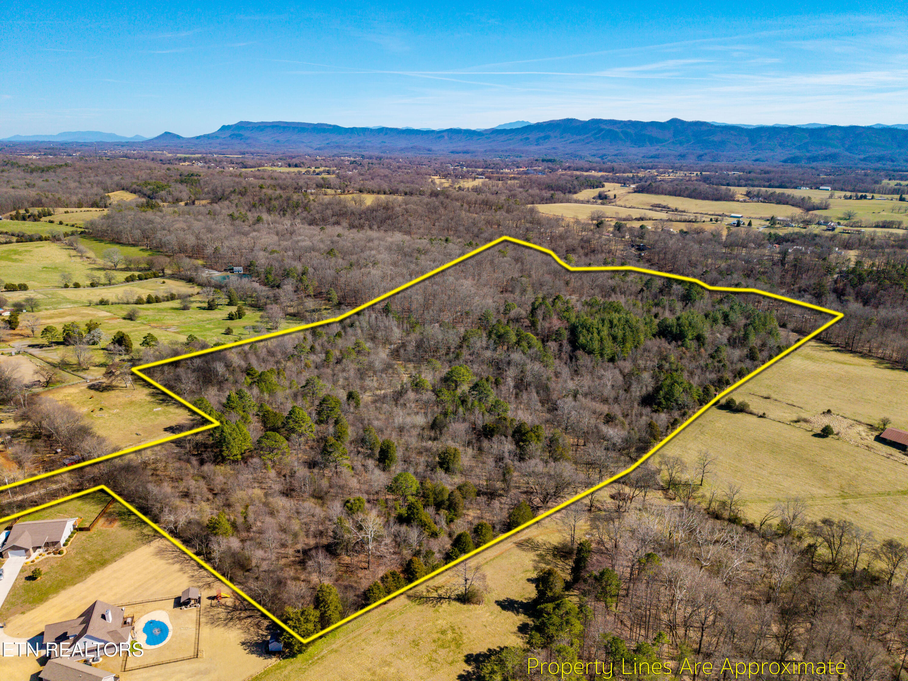 4672 N Wildwood Road Maryville TN 37804