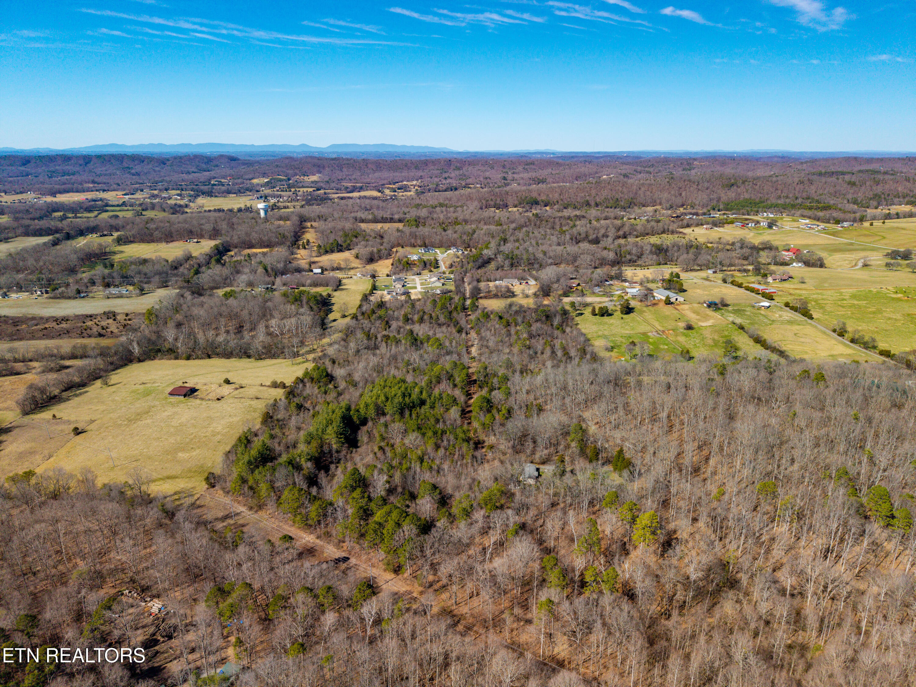 4672 N Wildwood Road Maryville TN 37804