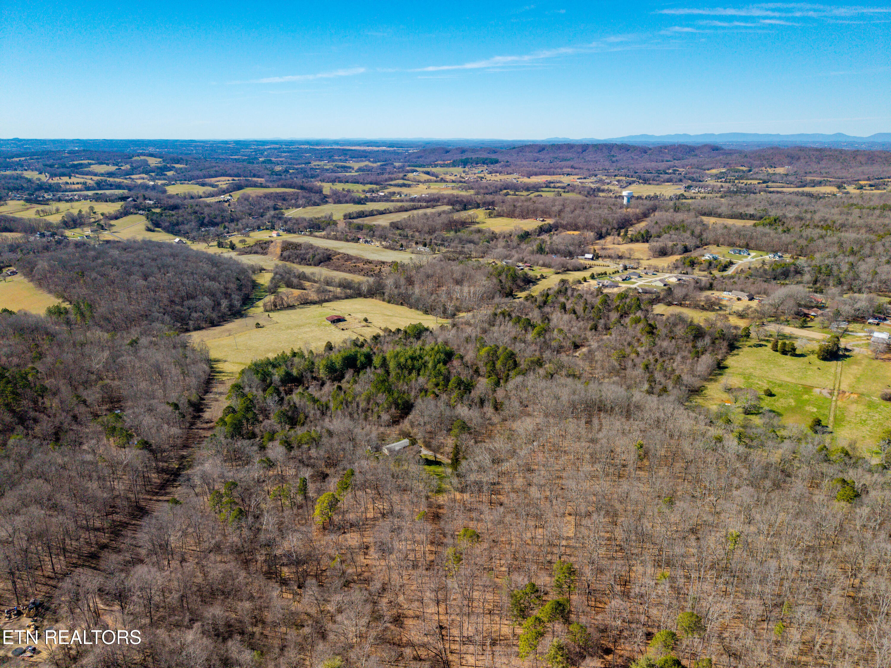 4672 N Wildwood Road Maryville TN 37804