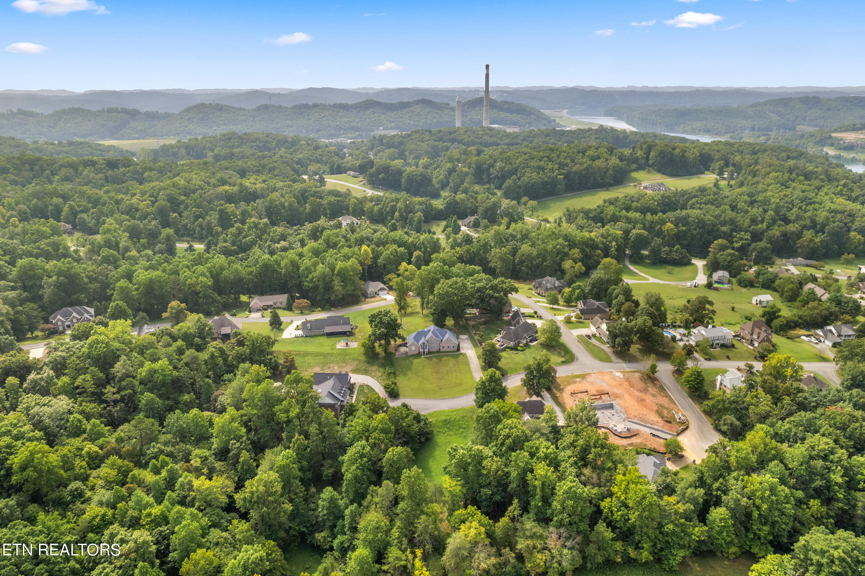 Blossom Lane Clinton TN 37716