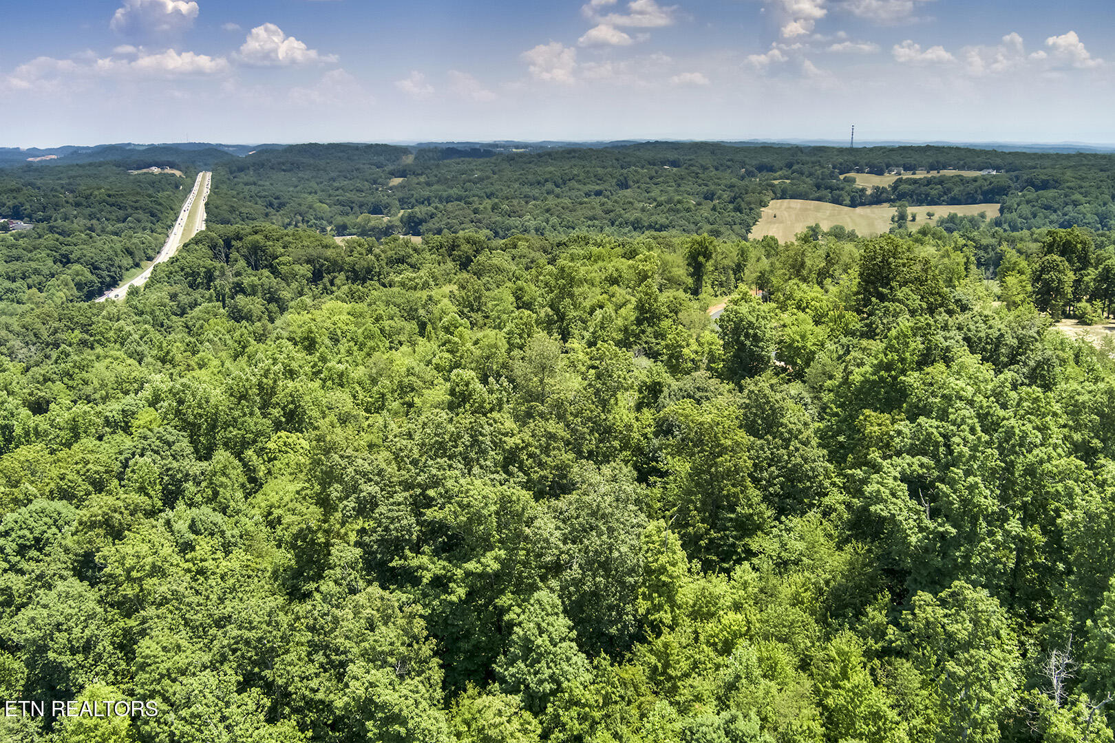 675 Travellers Way Lenoir City TN 37771