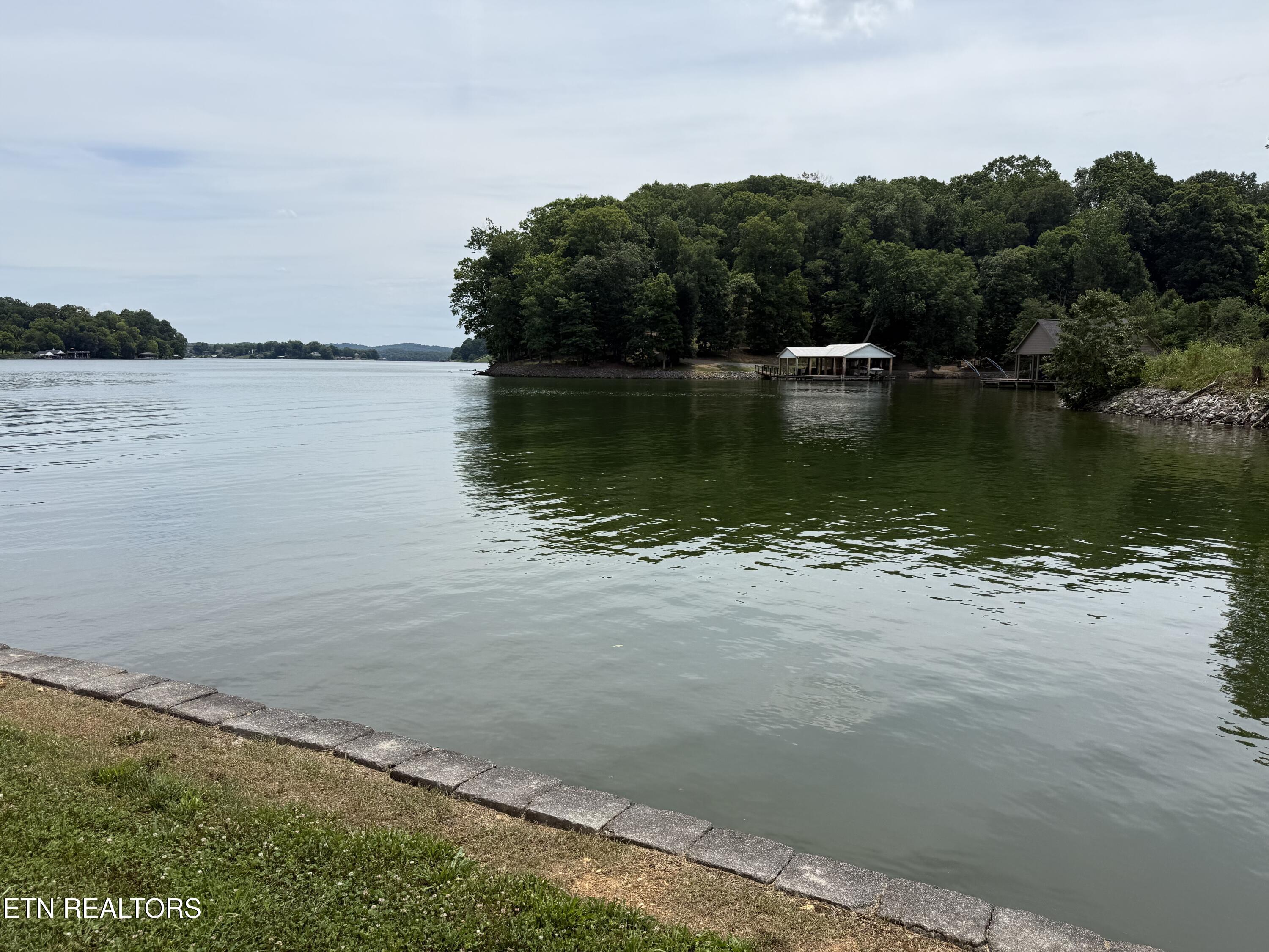 Parks Ferry Road Friendsville TN 37737