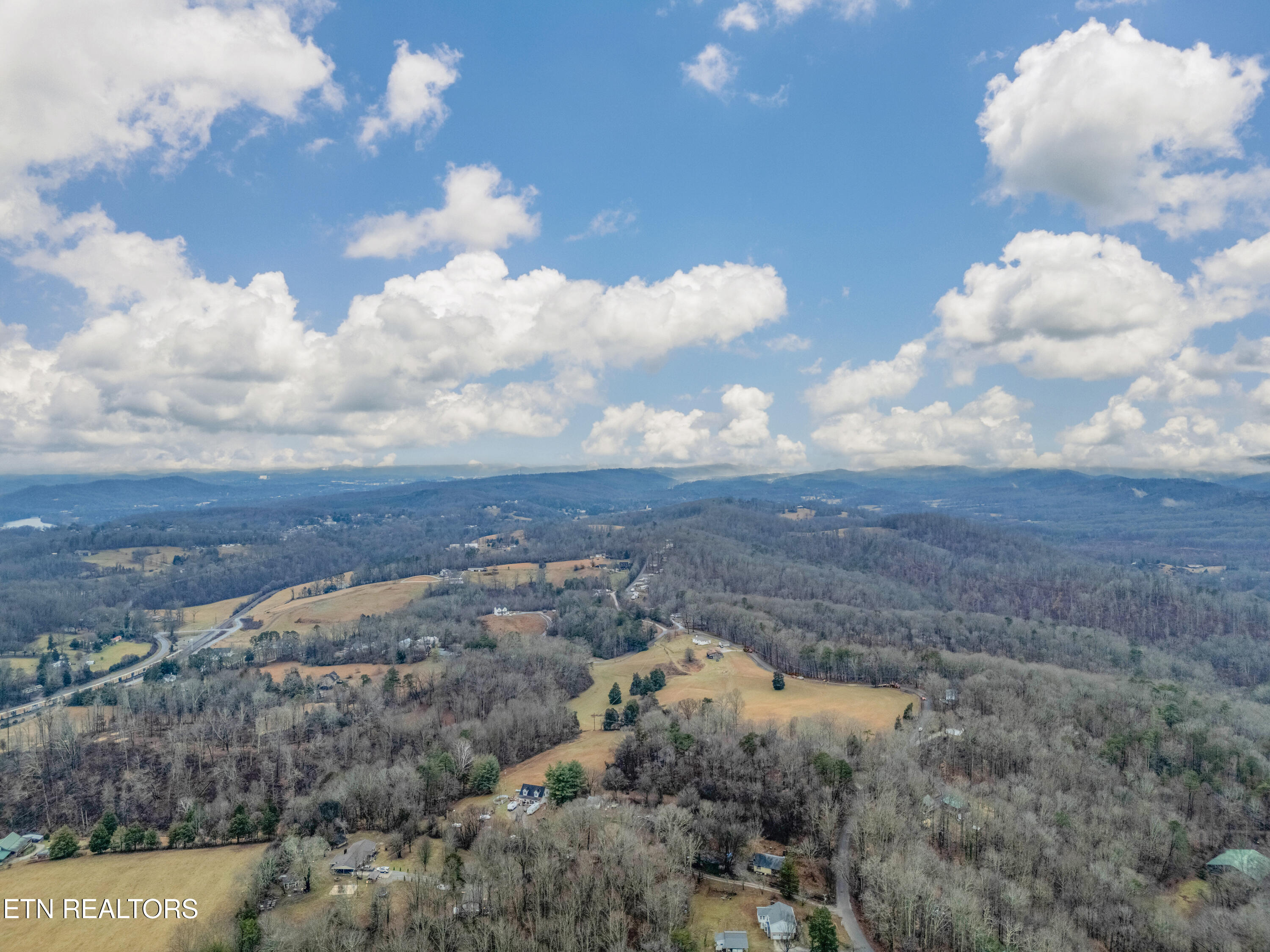 479 Black Oak Road Clinton TN 37716