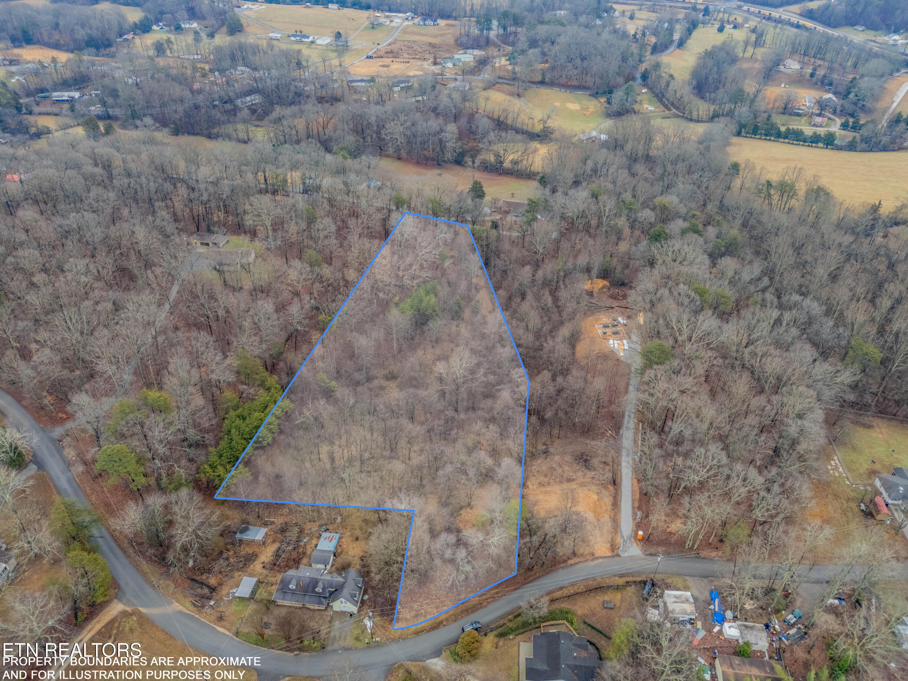 479 Black Oak Road Clinton TN 37716