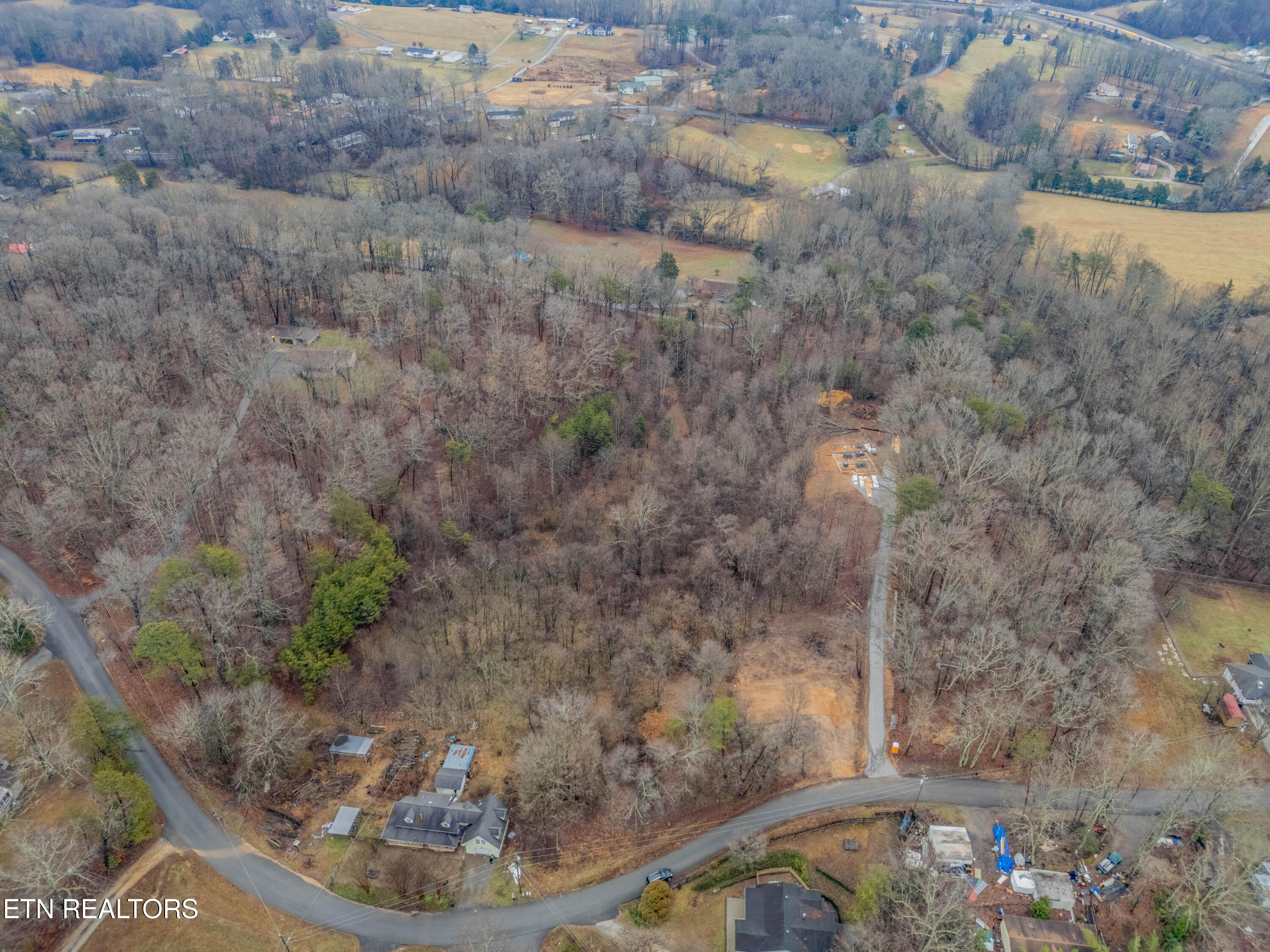 479 Black Oak Road Clinton TN 37716