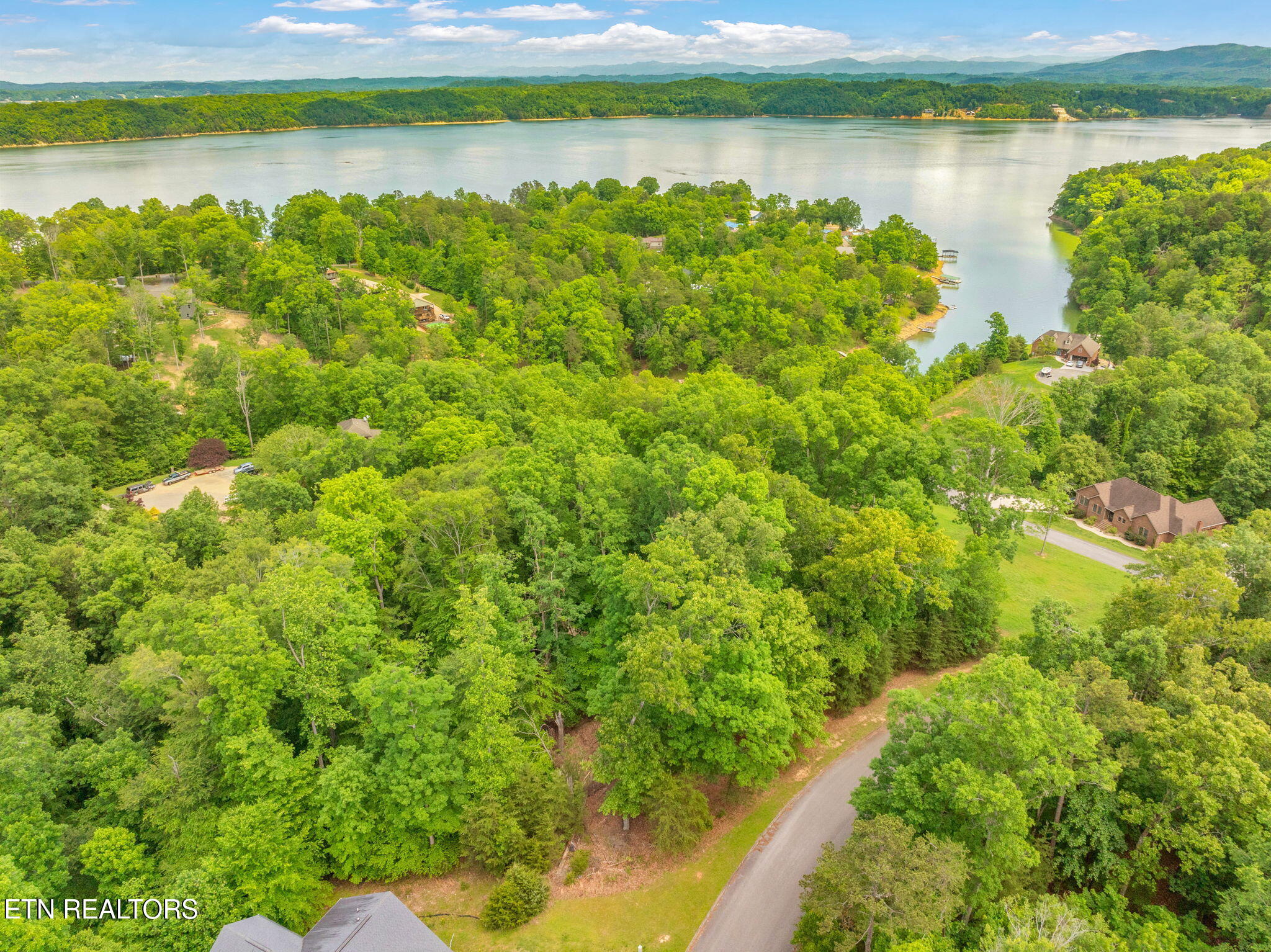 Lot 15 Waterstone Drive Dandridge TN 37725