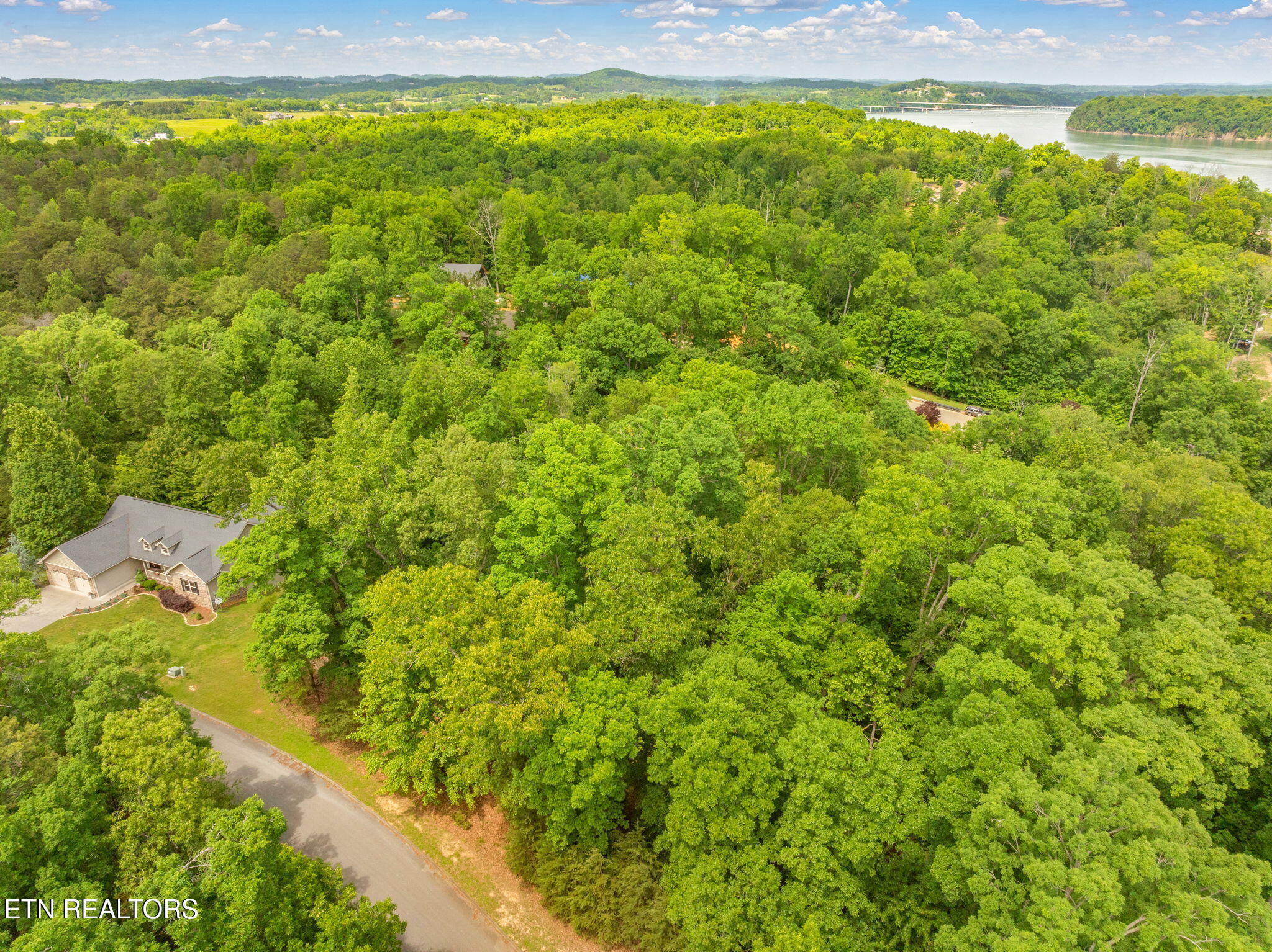 Lot 15 Waterstone Drive Dandridge TN 37725