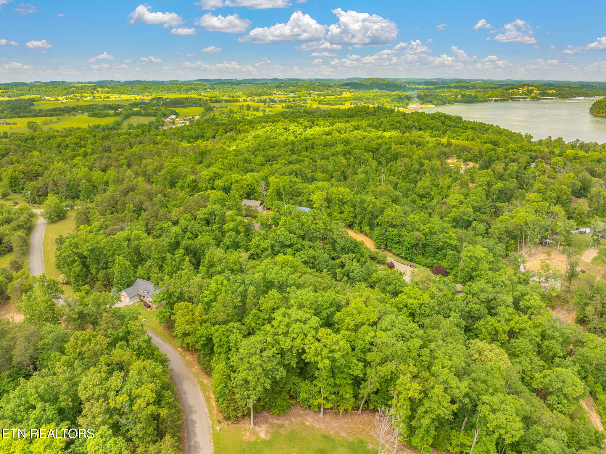 Lot 15 Waterstone Drive Dandridge TN 37725