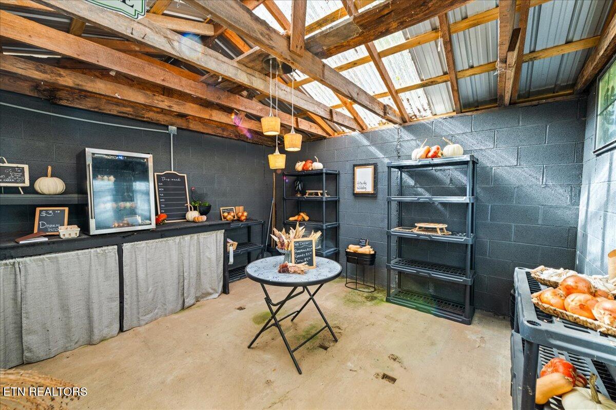 2938 Cedar Creek Road Lafollette TN 37766