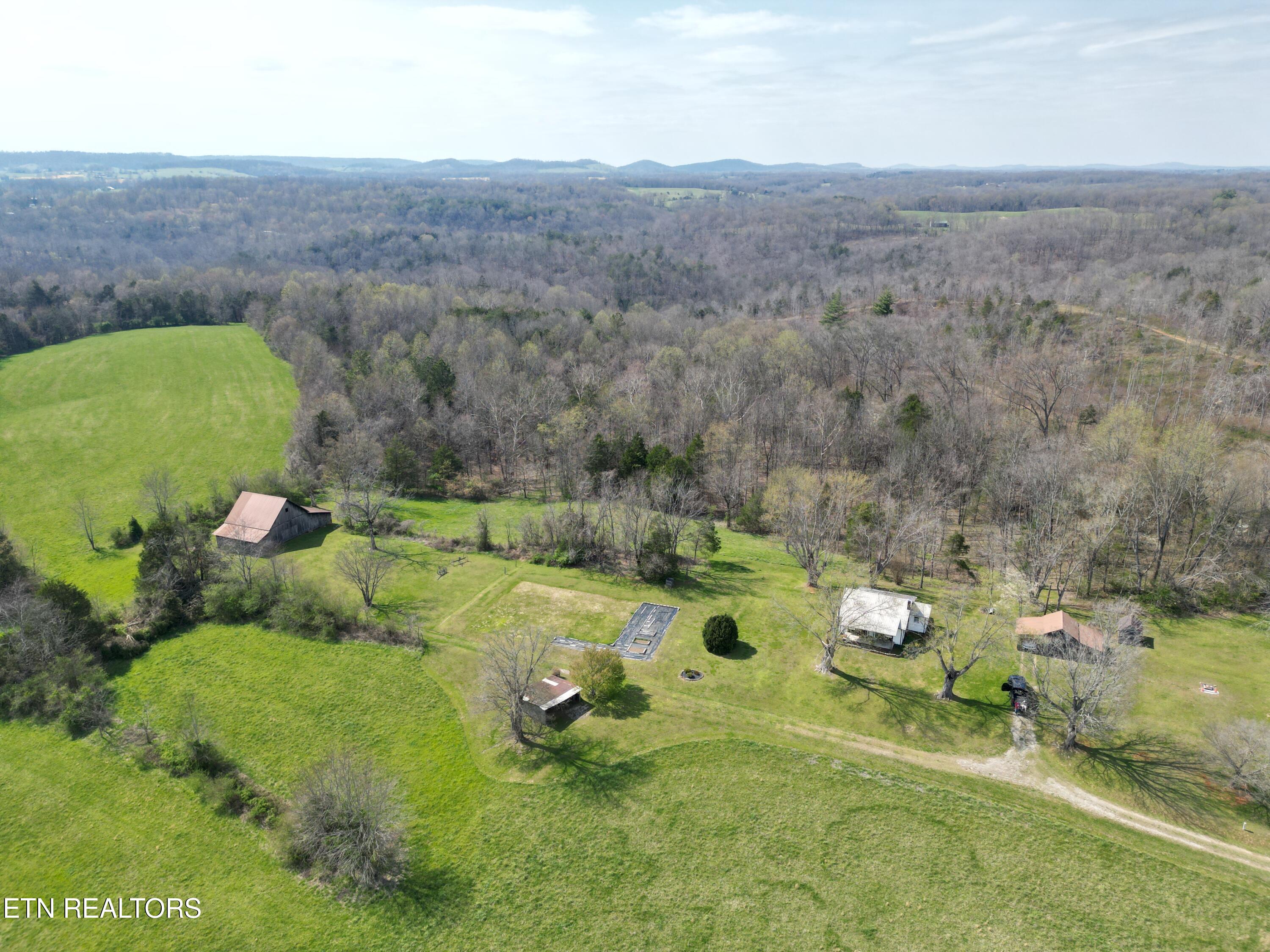 335 Nelson Cemetery Road Monroe TN 38573