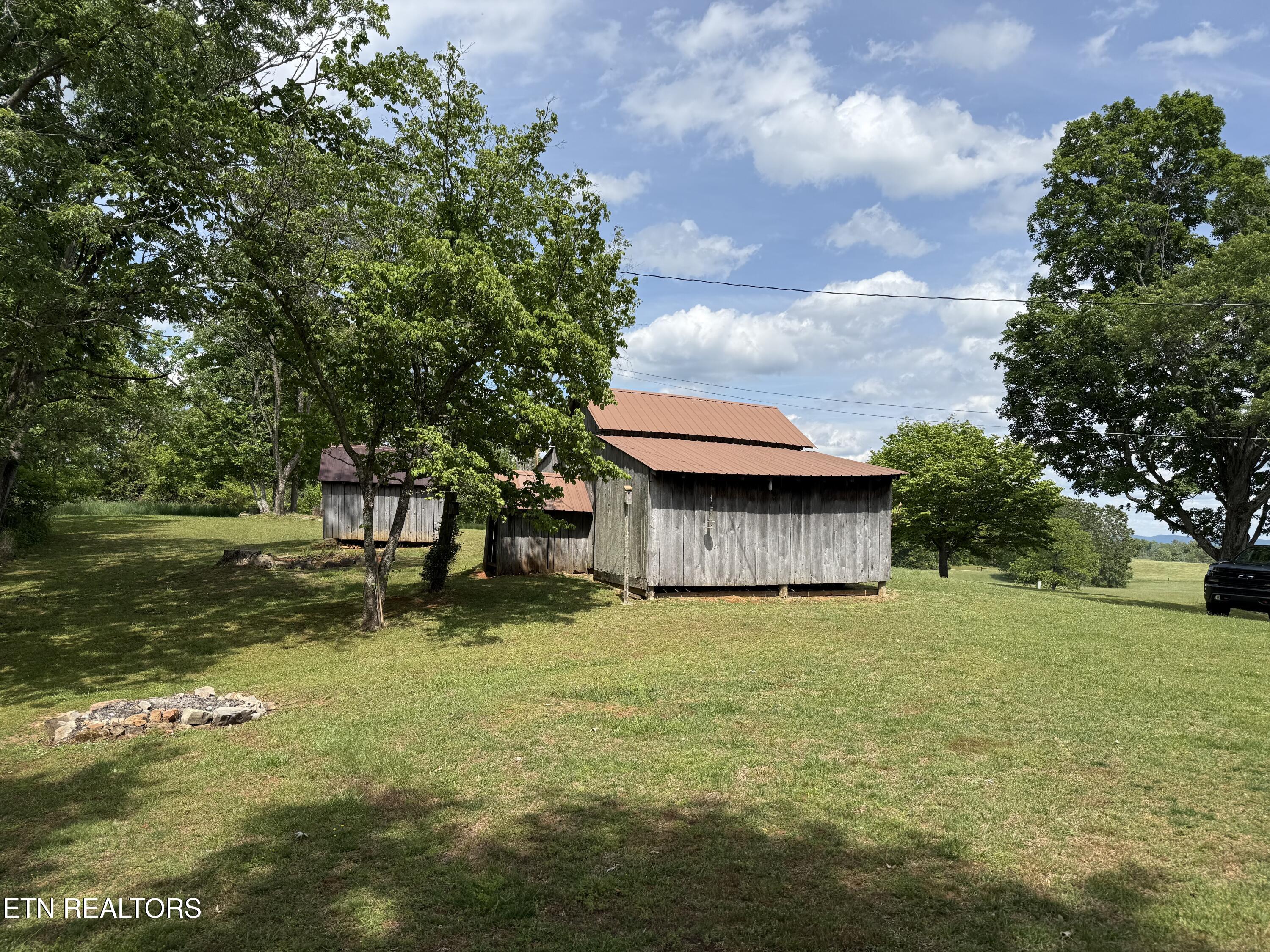 335 Nelson Cemetery Road Monroe TN 38573