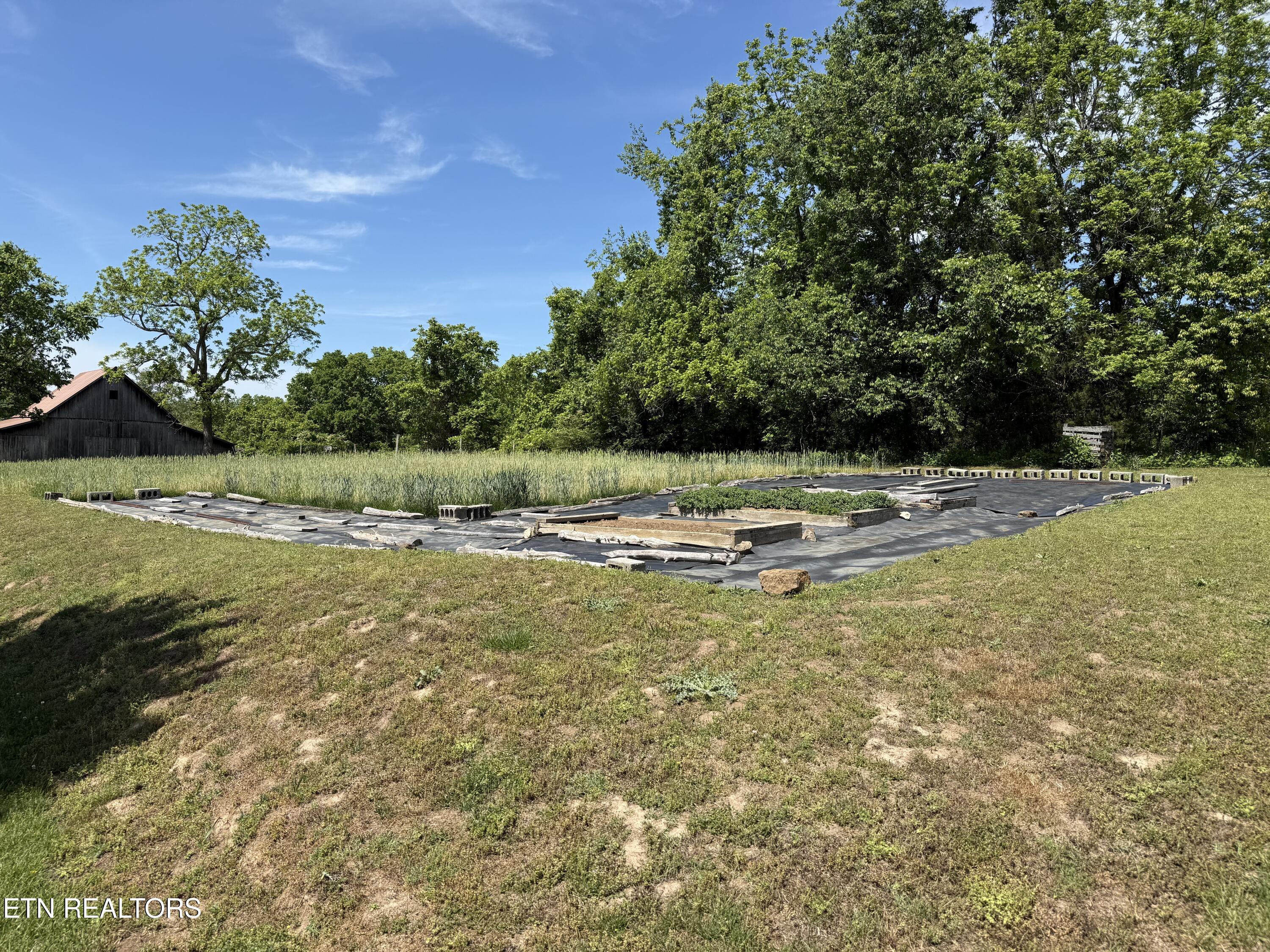 335 Nelson Cemetery Road Monroe TN 38573
