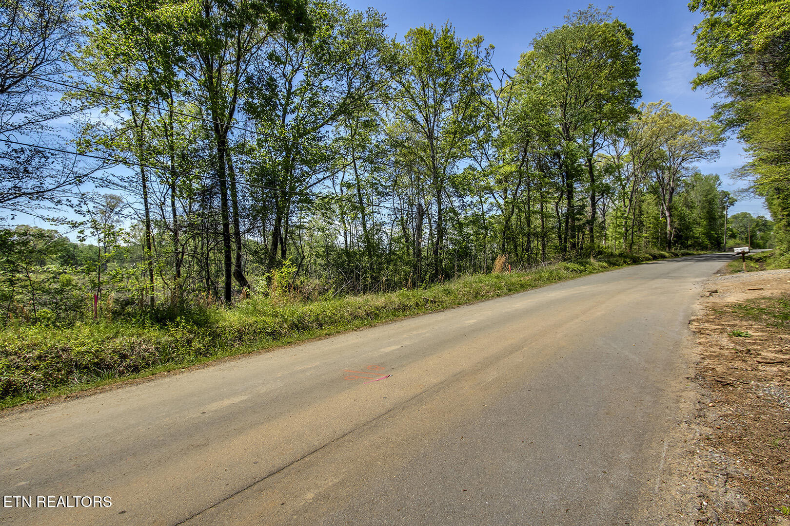 537 Oak Grove Road Decatur TN 37322