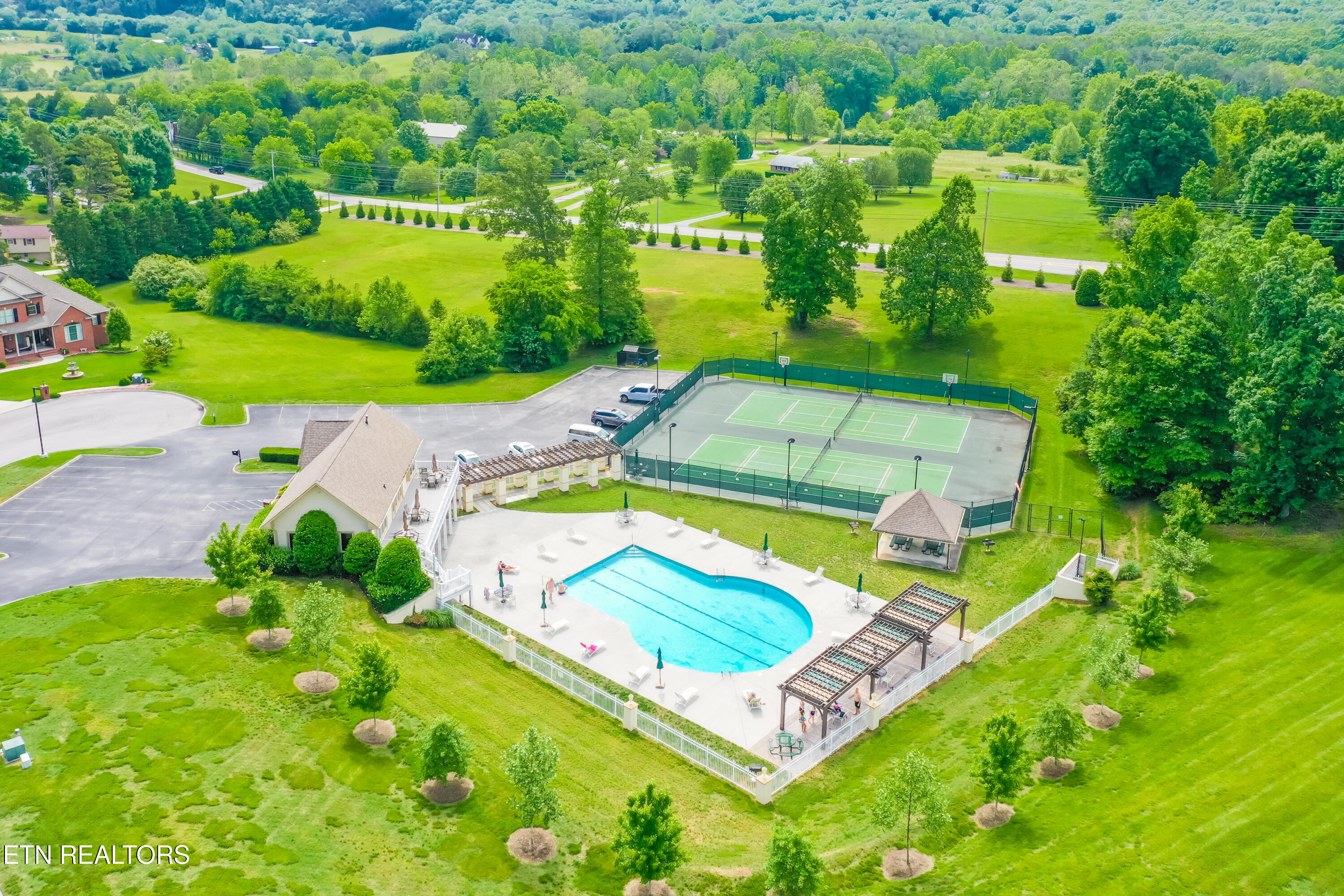 200 Windswept Drive Lenoir City TN 37772