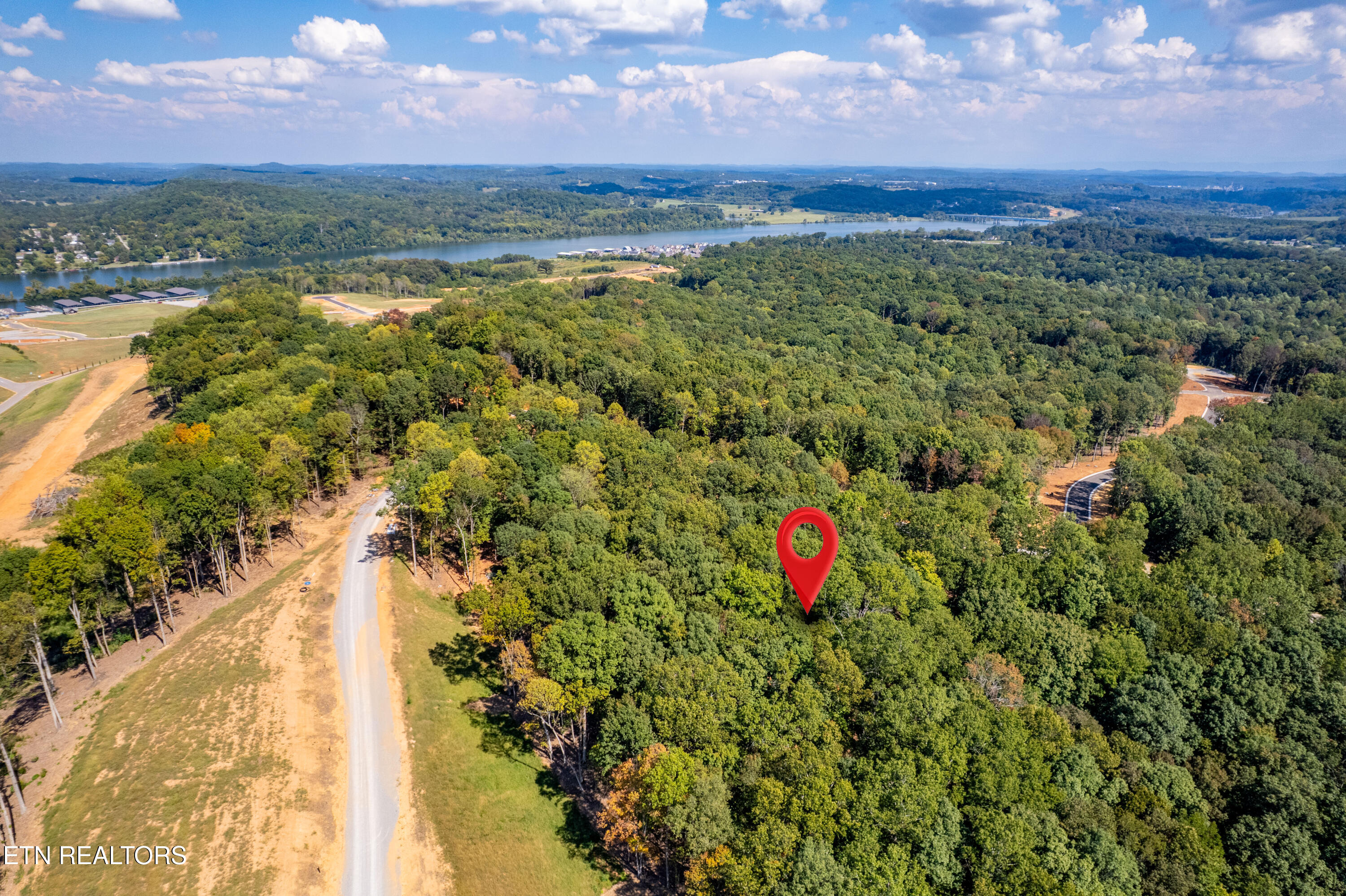 2501 Old Dogwood Trail Loudon TN 37774