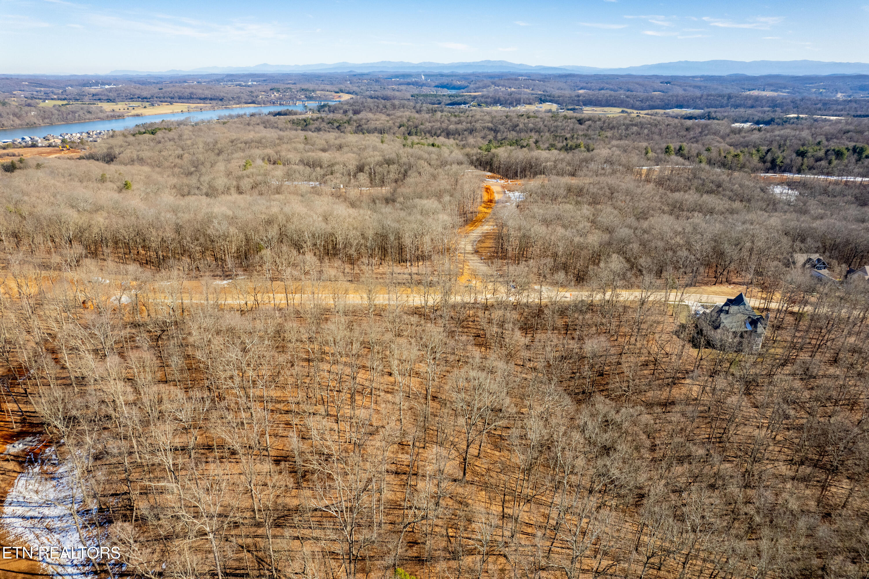 2501 Old Dogwood Trail Loudon TN 37774