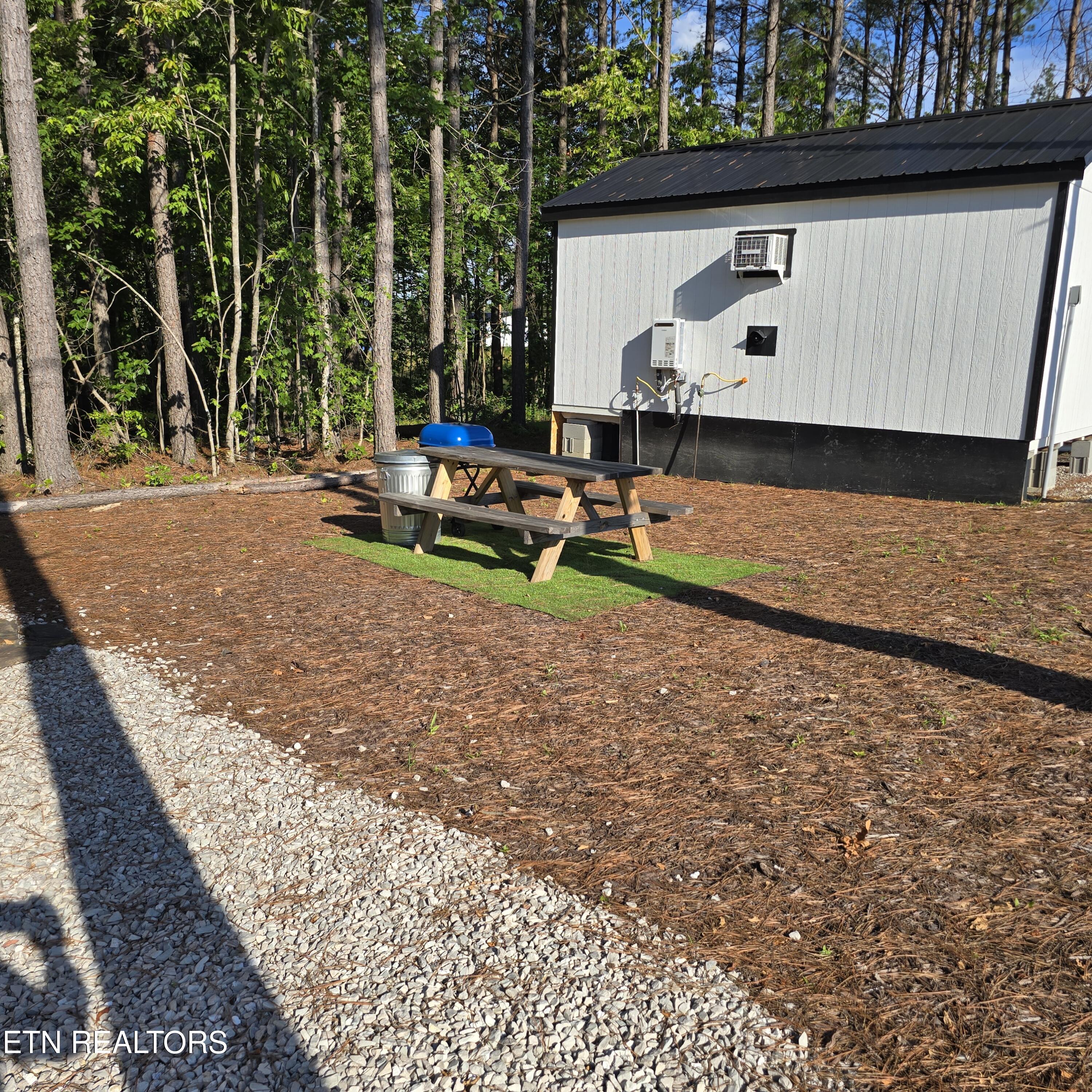 15+/- Ac Red Hill Road Sunbright TN 37872