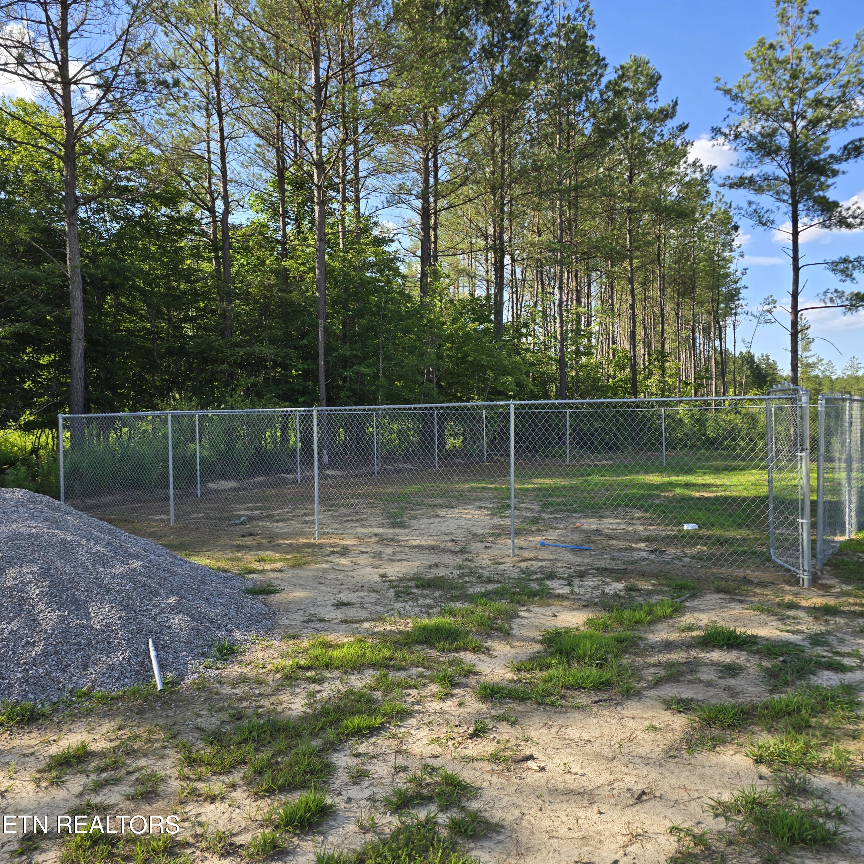 15+/- Ac Red Hill Road Sunbright TN 37872