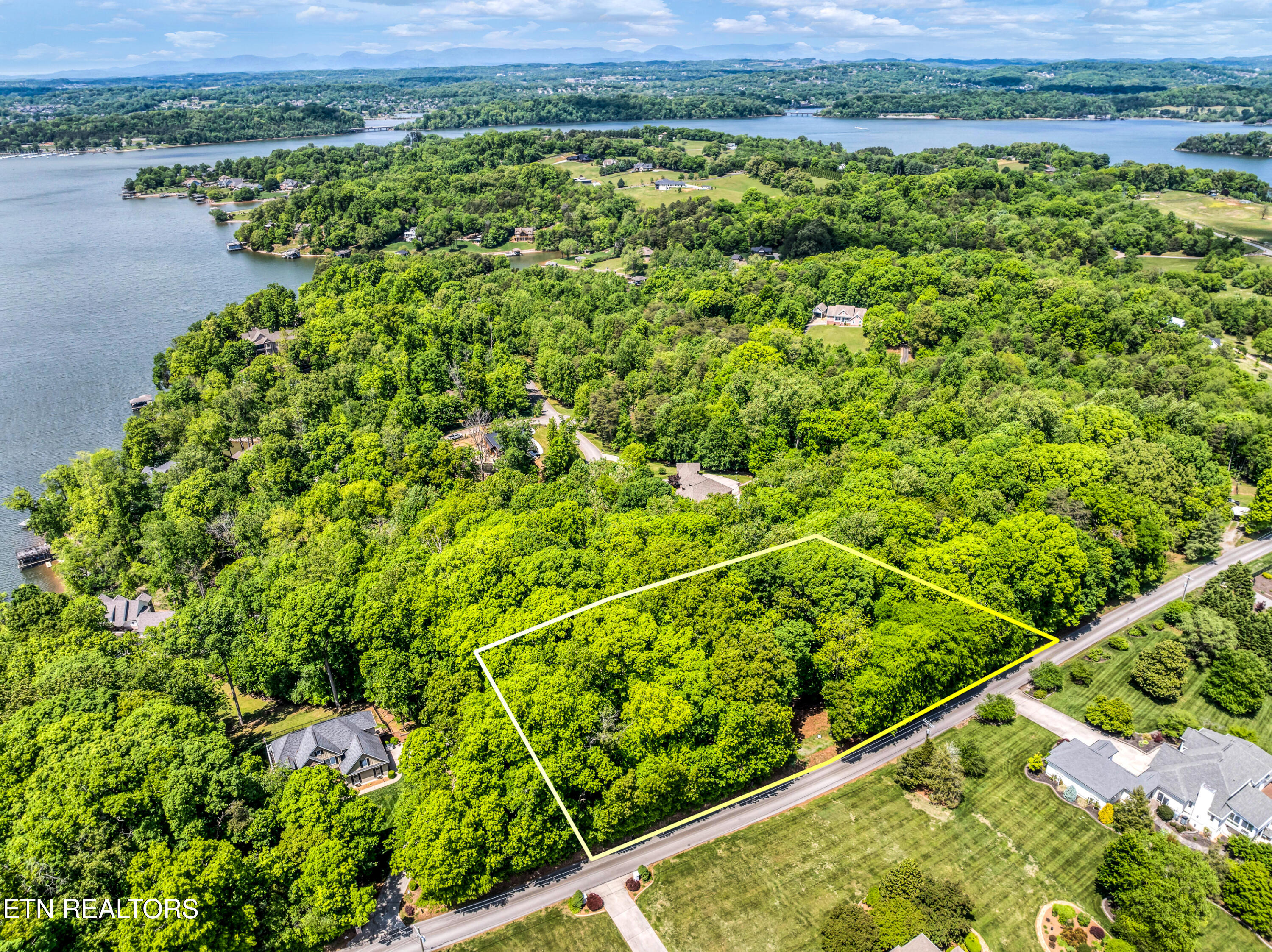 Gravelly Hills/forrest Ridge Louisville TN 37777