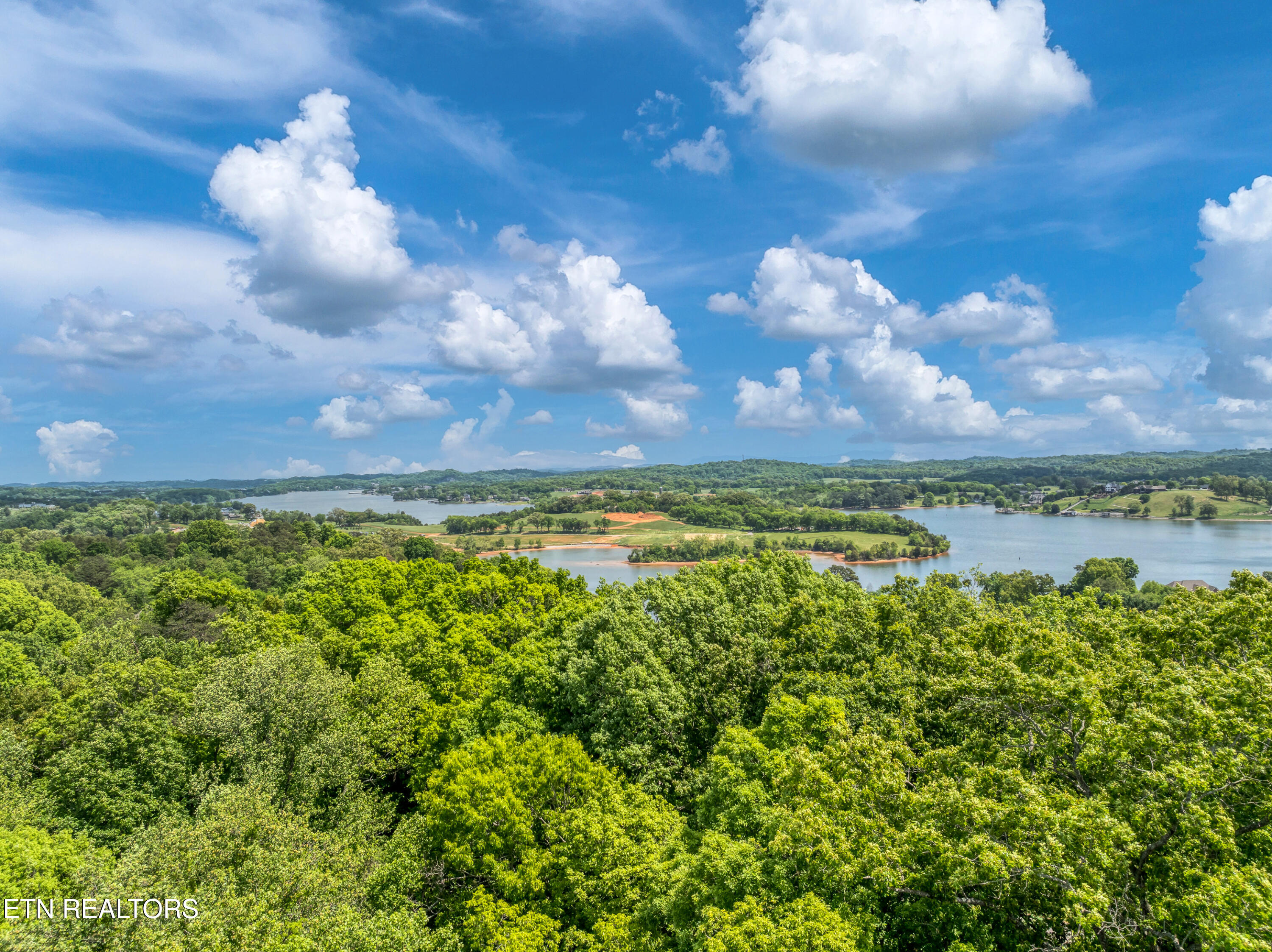 Gravelly Hills/forrest Ridge Louisville TN 37777